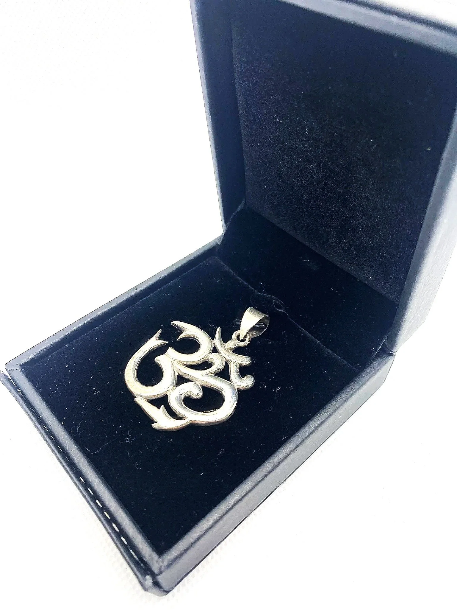 'OM' Sterling Silver