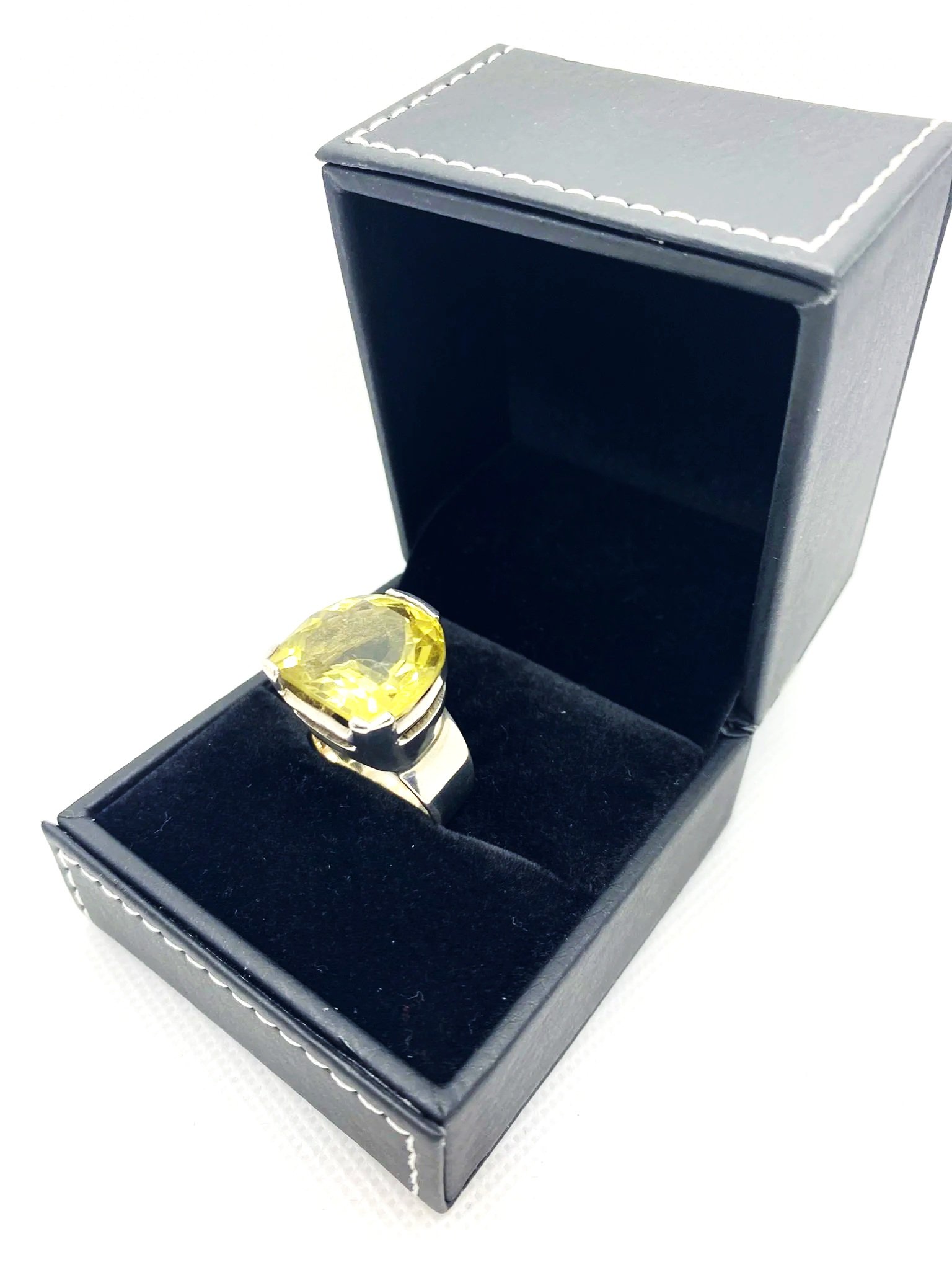 Lemon Quartz Horizon (S8) Sterling Silver Ring