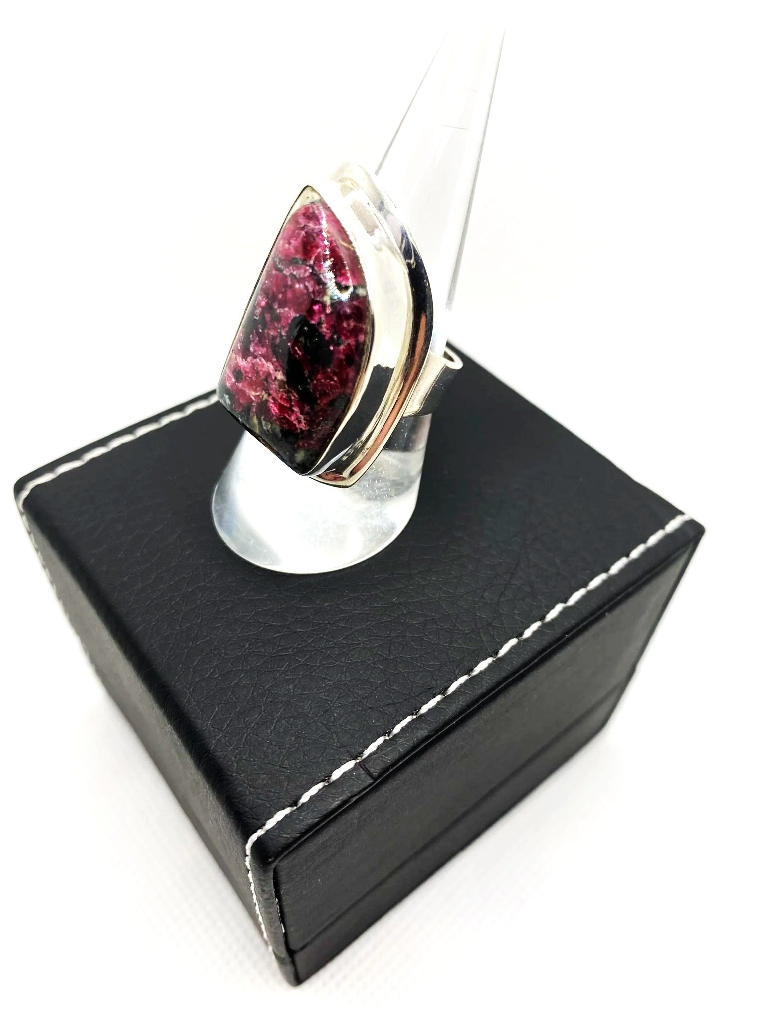 Eudialyte Sail (S7) Sterling Silver Ring