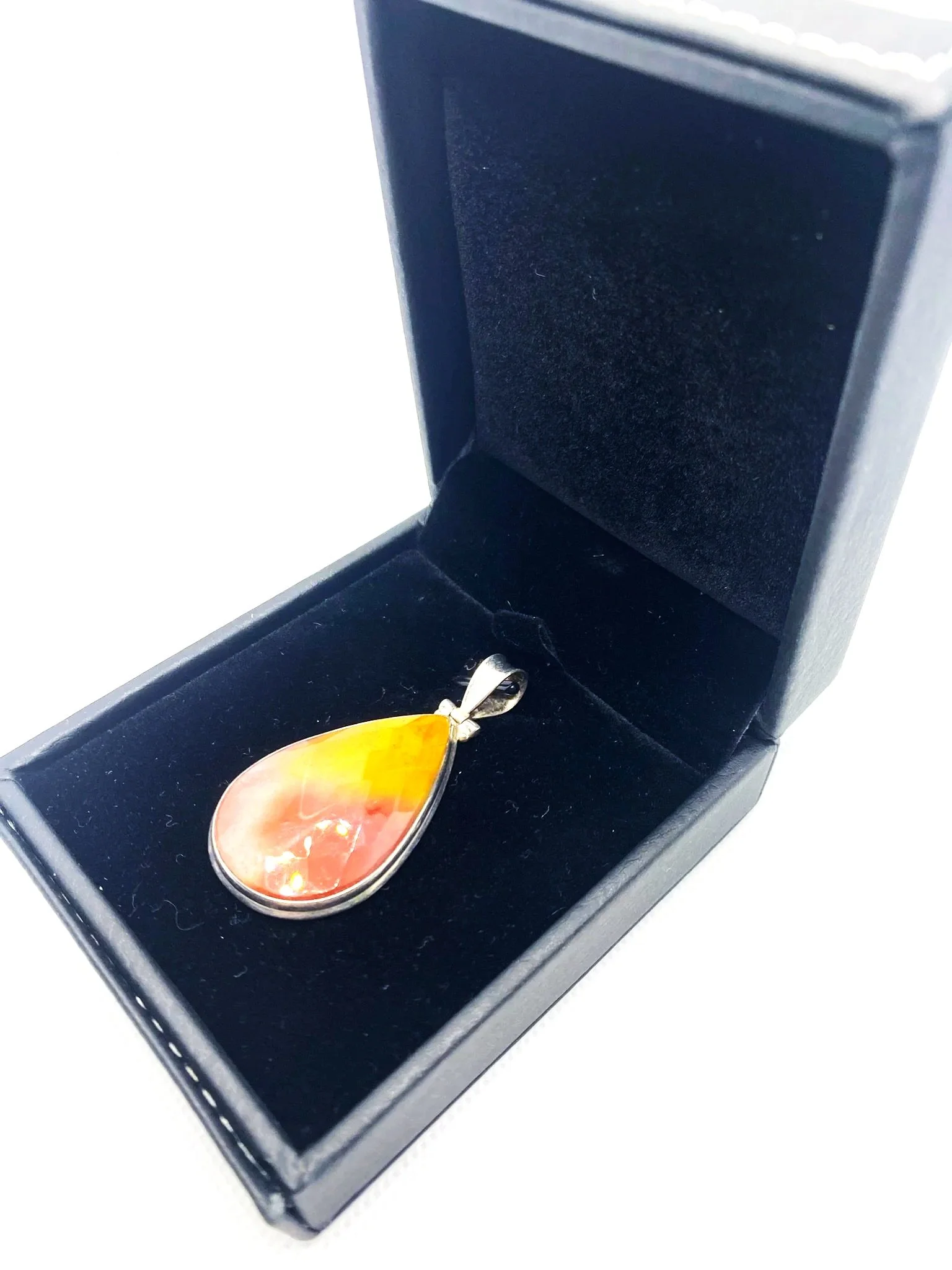 Mookaite Faceted Sterling Silver Pendant