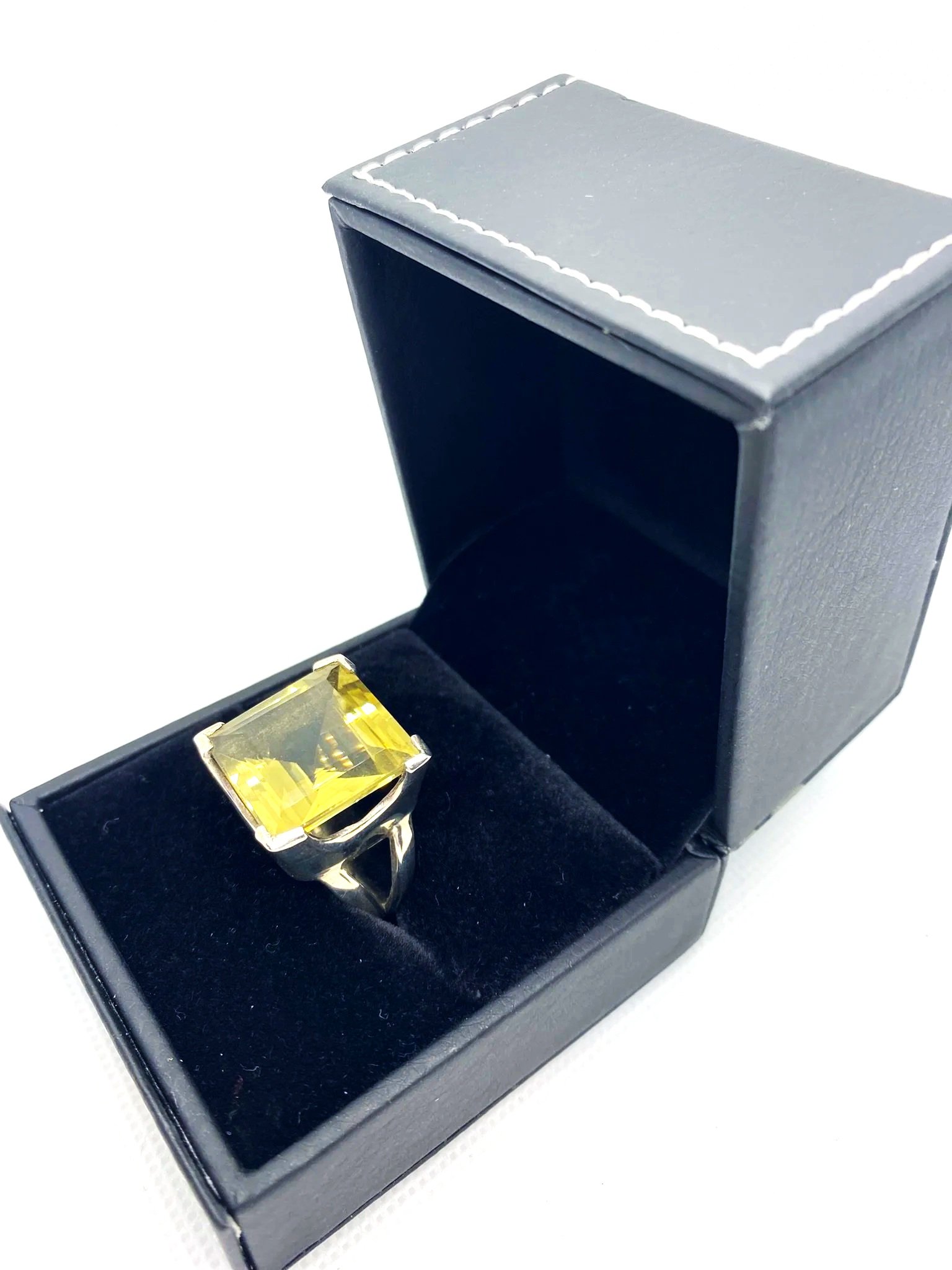 Lemon Quartz Baguette Cut (S8) Sterling Silver Ring