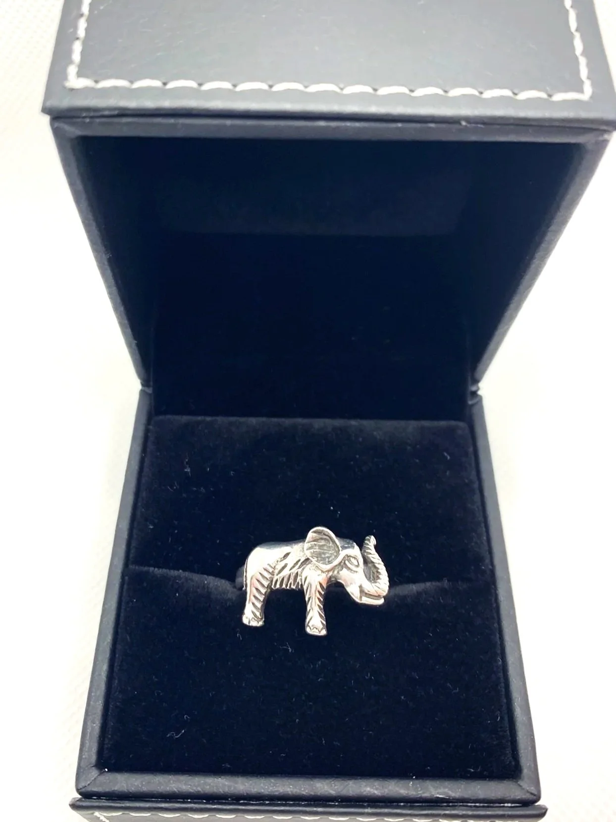 Elephant (S9.5) Sterling Silver Ring
