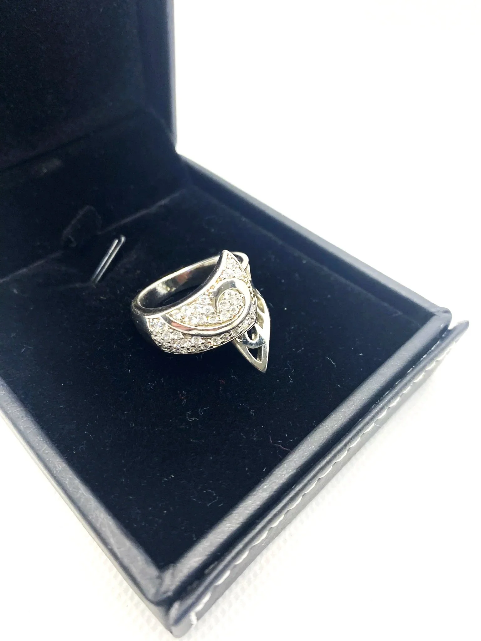 Zircon Filigree Sterling Silver Ring (S8)