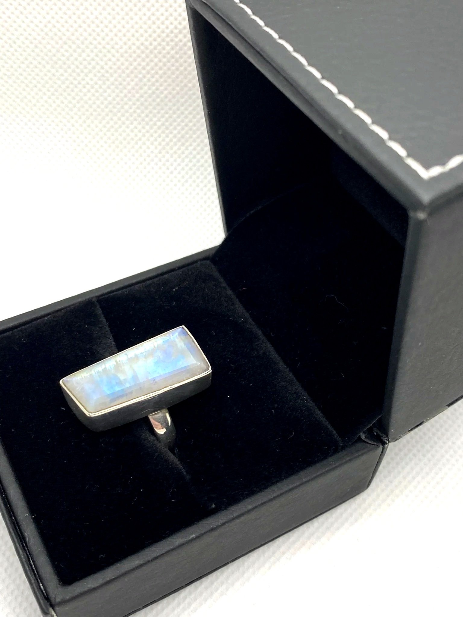 Moonstone Unique (S6.5) Sterling Silver Ring