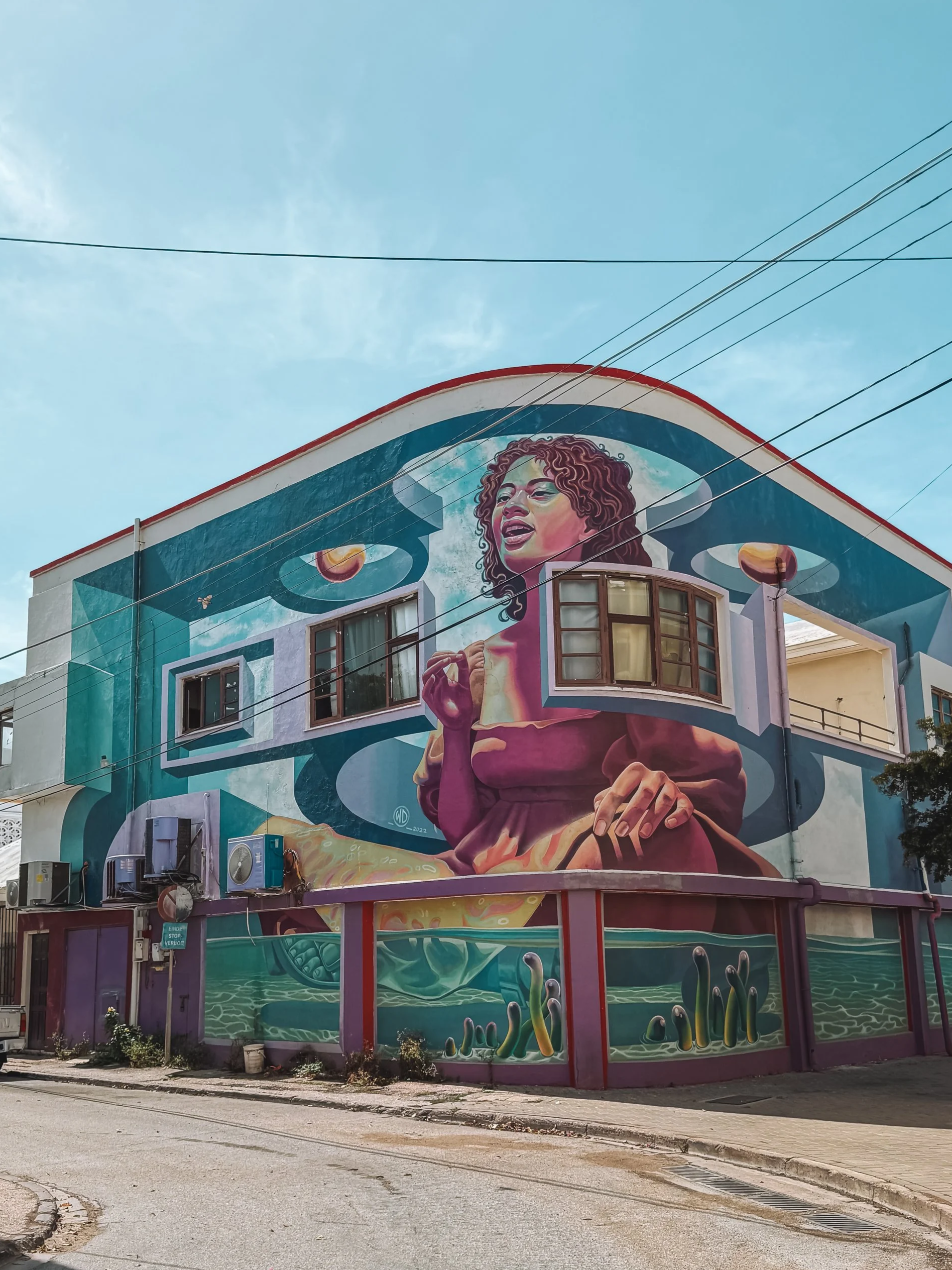 Mural-Girl in Space.png