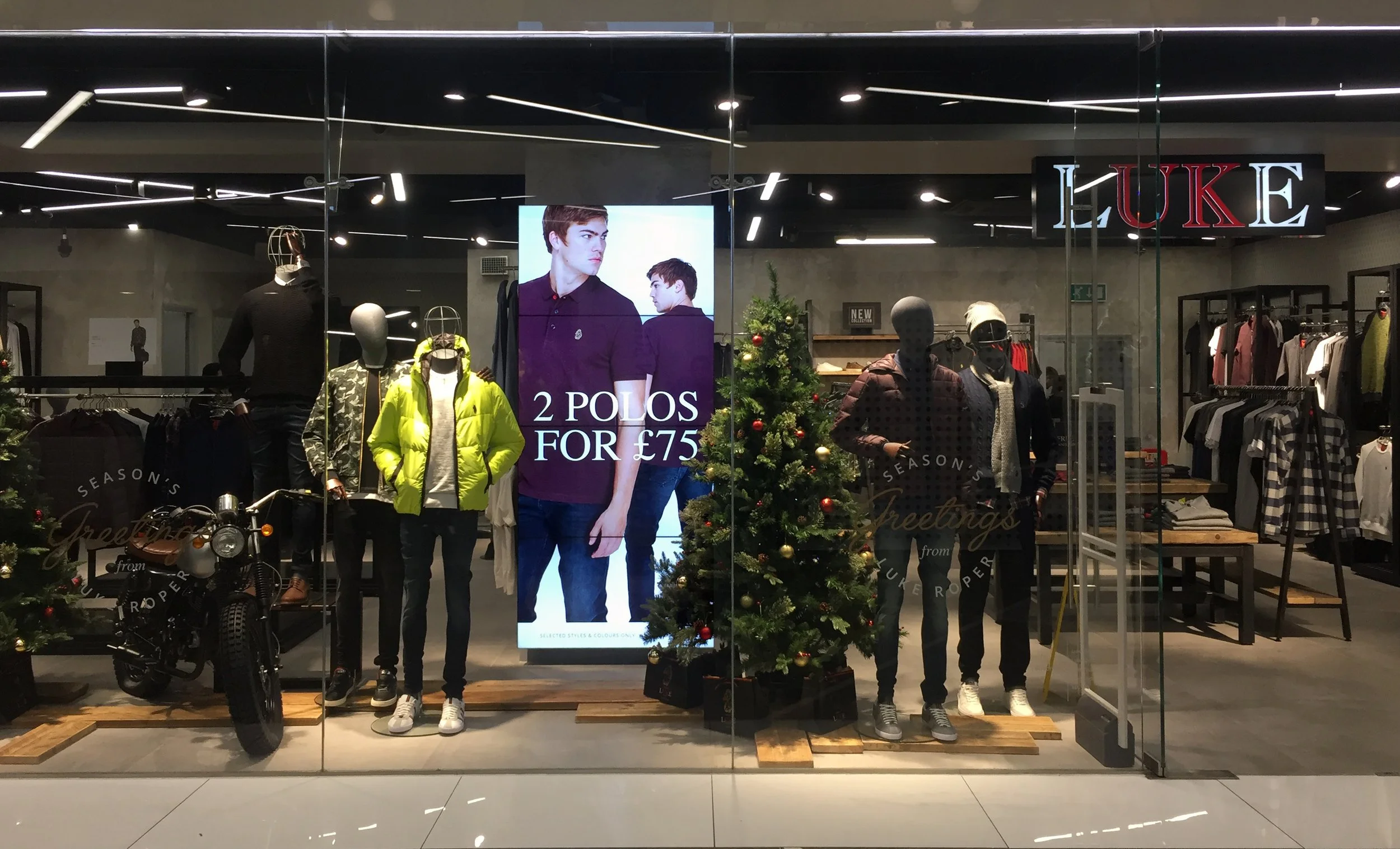 LCD Video Walls - Front shop window.jpg