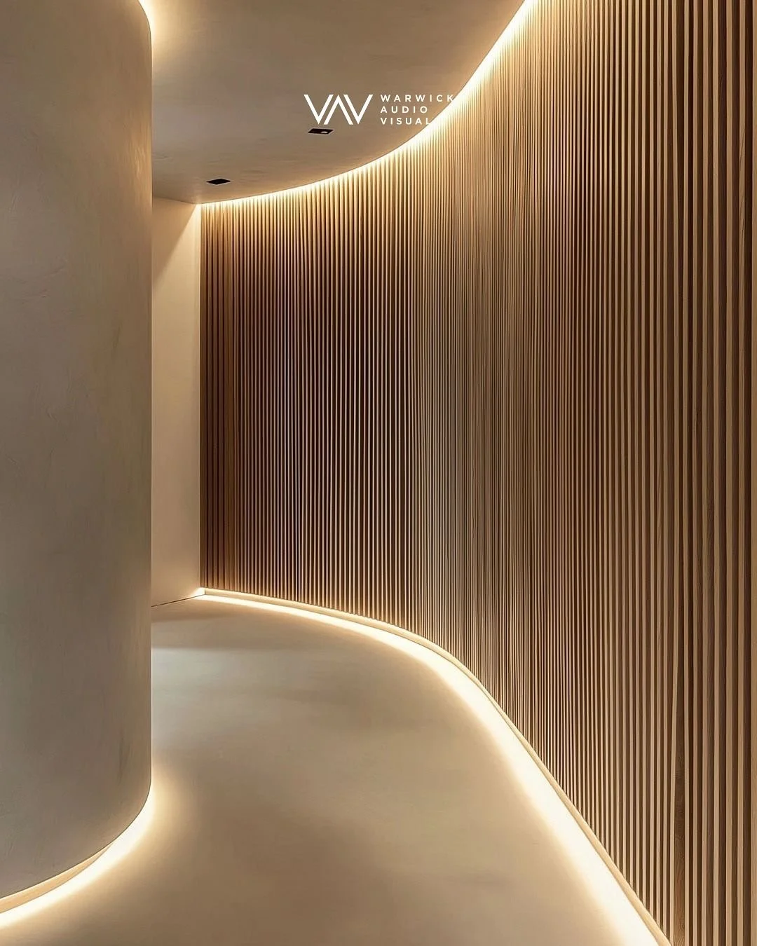 Subtle lighting, creating a warm and inviting glow that highlights every detail❤️👏🏼

#warwickavuk #smartlighting #homedesign #luxuryinteriors #control4 #lutronlighting #interiordesign #homeautomation #diningroomdesign #bespokelighting #lightingdesi