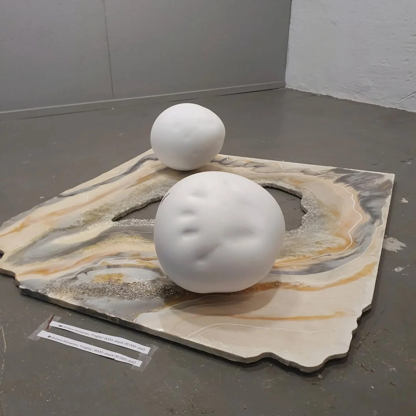 Grupputst&auml;llning p&aring; Galleri Hornsgatan 96
29-31  augusti! &Ouml;ppet imorgon mellan kl. 13-17. Nedh&auml;gning p&aring;g&aring;r samma dag s&aring; kom tidigt! ⚡️

Bild 1: Svitlana Shcherban @art_svetlanas 🌸
Bild 2: Margaryta Johansson @c