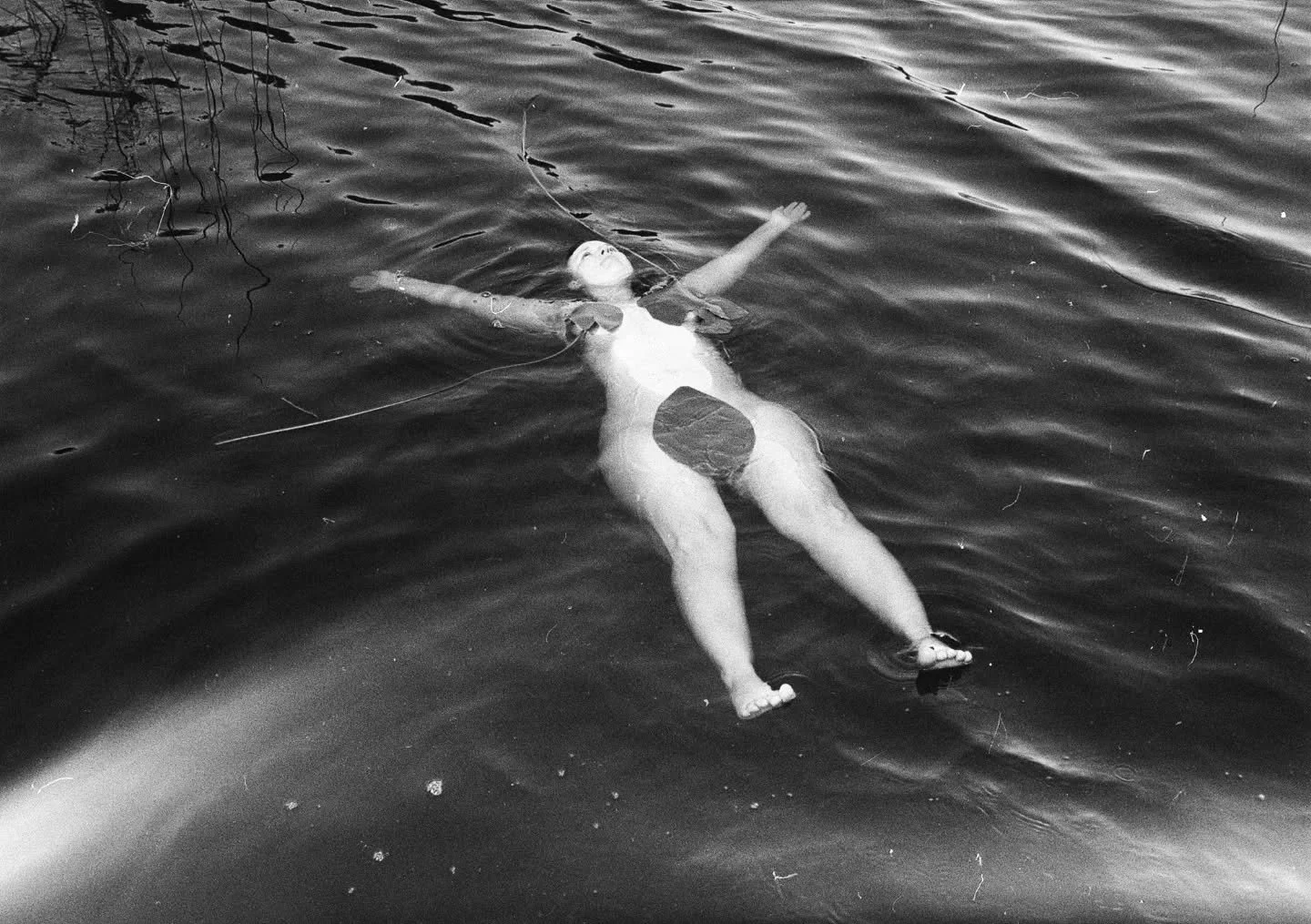 Moments, Kristin, 2025
More analog photos on my website jaanasalla.se, link in bio 🖤

#photography #analogphotography #blackandwhitephoto