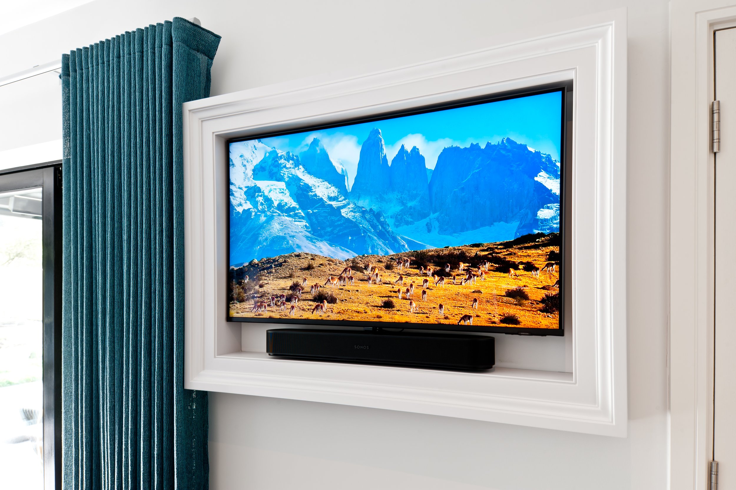 custom made tv surround tunbridge wells