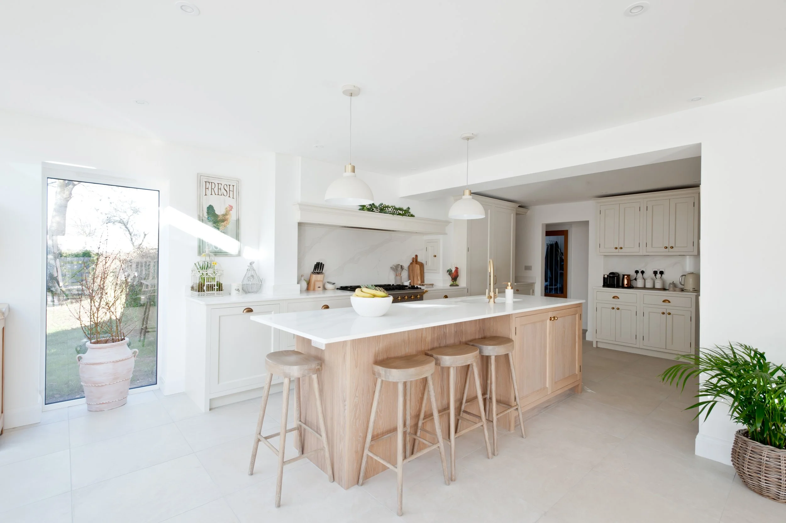 custom made open plan kitchen design kent