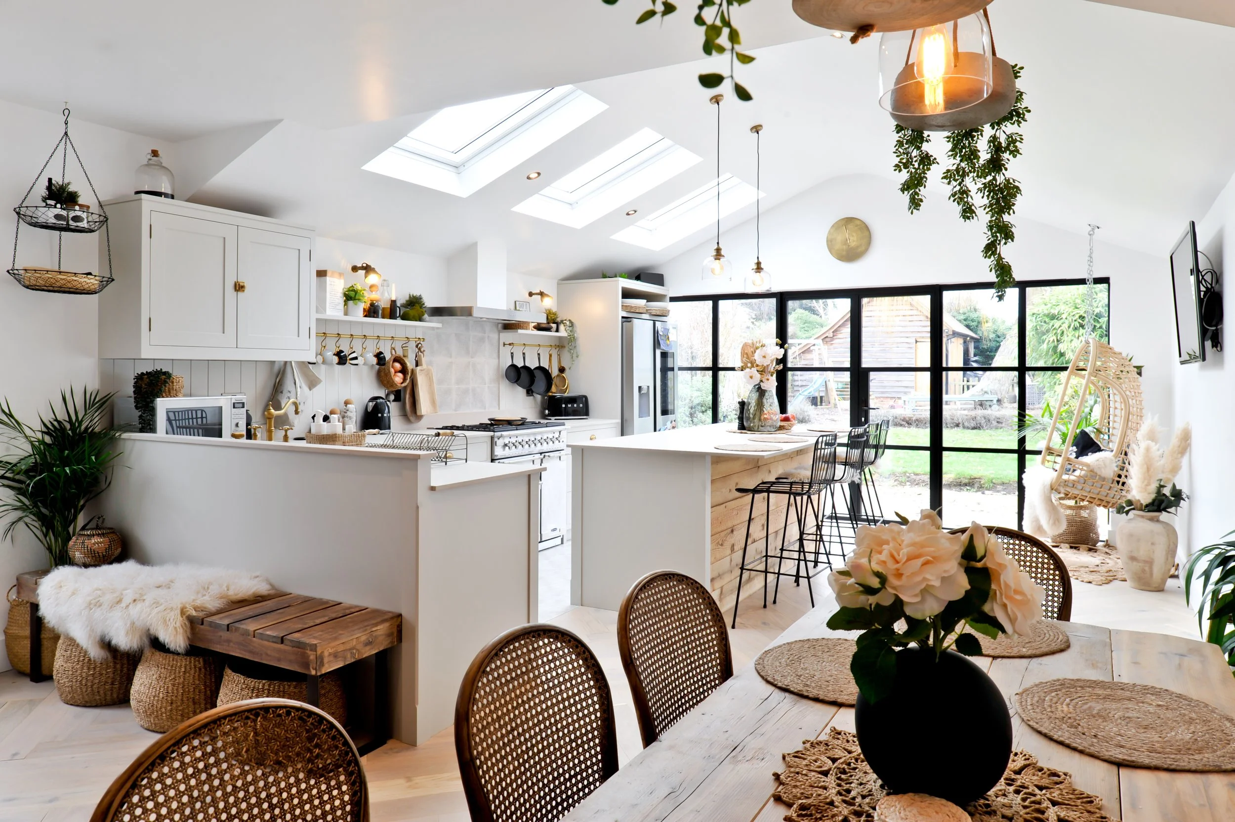 Let There Be Light: an Open-Plan Kitchen in West Malling