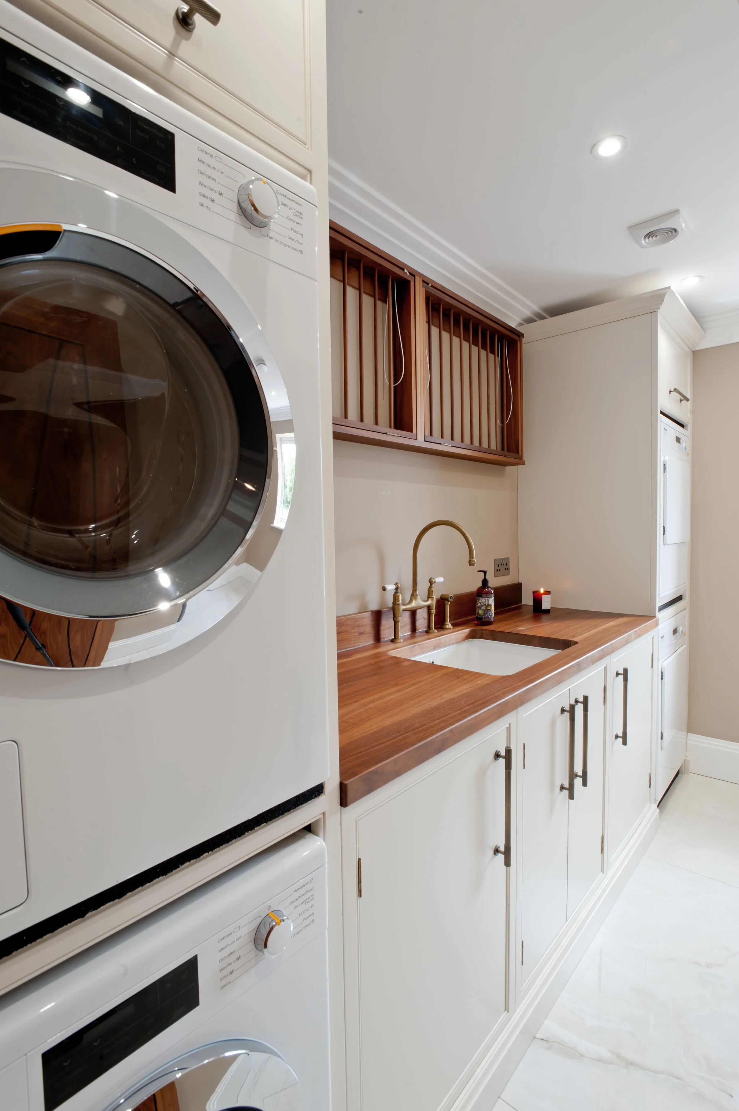 bespoke laundry room kent.jpg