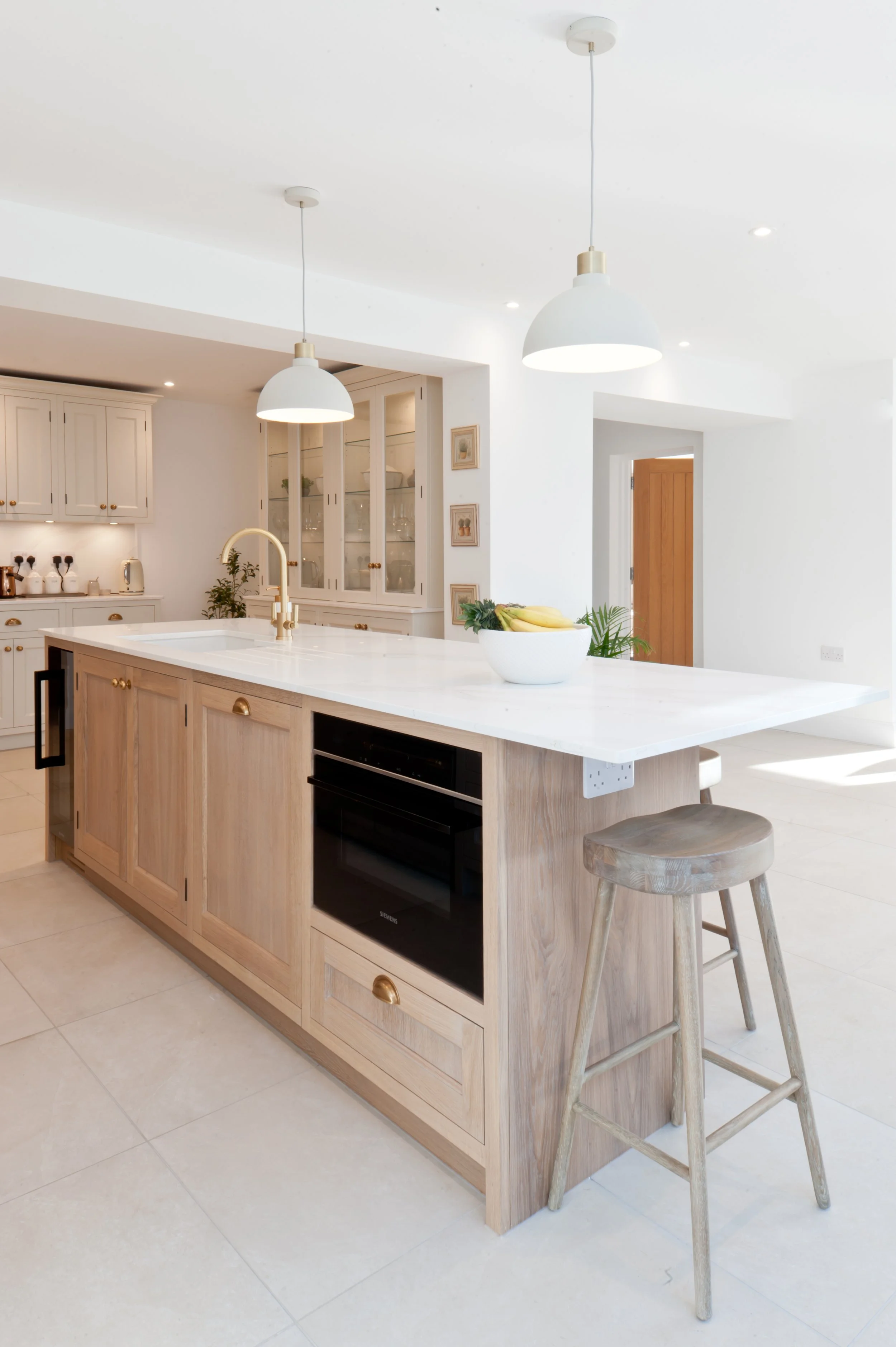 kitchen island with breakfast bar seating kent
