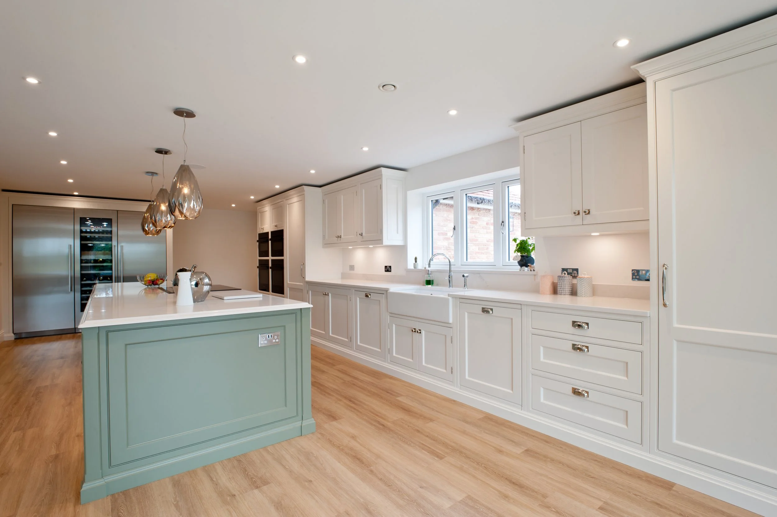 bespoke shaker kitchen new romney