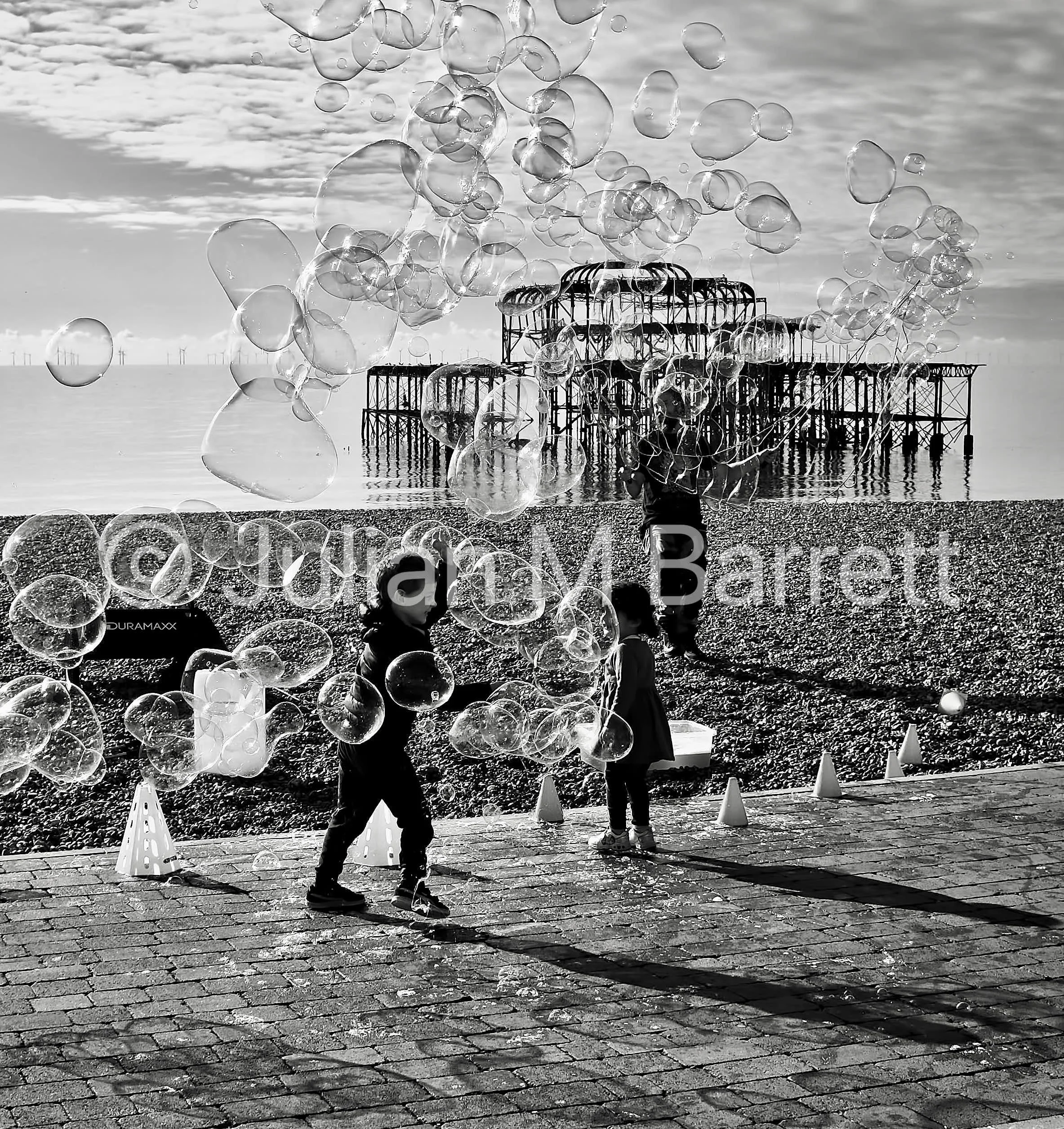 Pier BubblesOct 22 2019 2.jpg