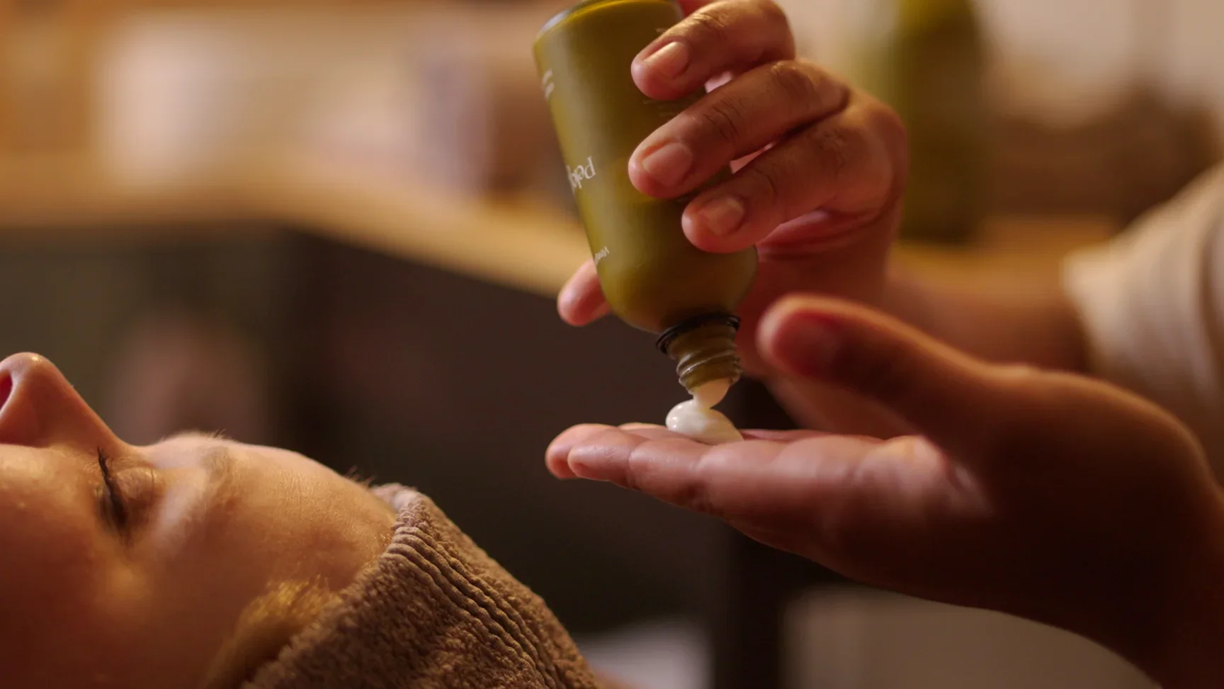 Pelegrims Review: British Vinotherapy Treatments in England's Wine Region.