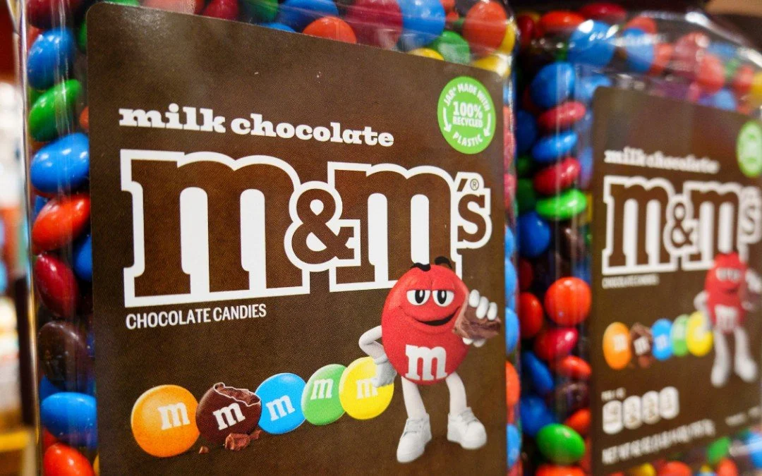 16X10 mms-new-winter-blend-milk-chocolate-flavor-photo-2025-ftr.jpg