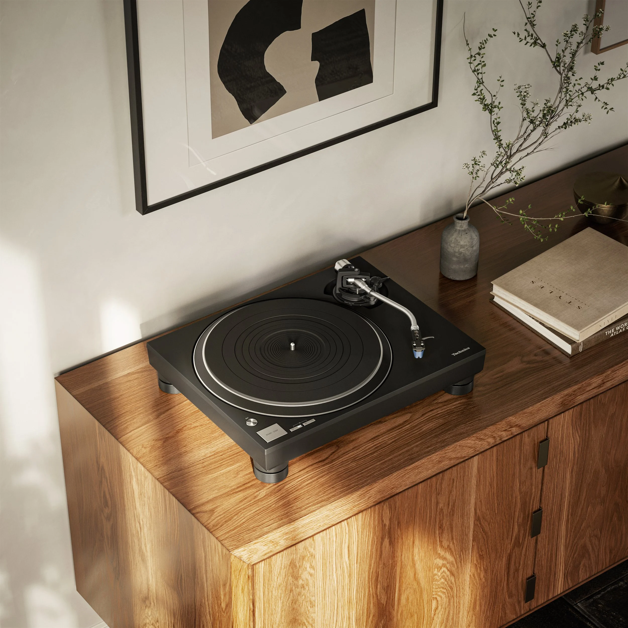 LAUNCH --  Technics SL-100C turntable