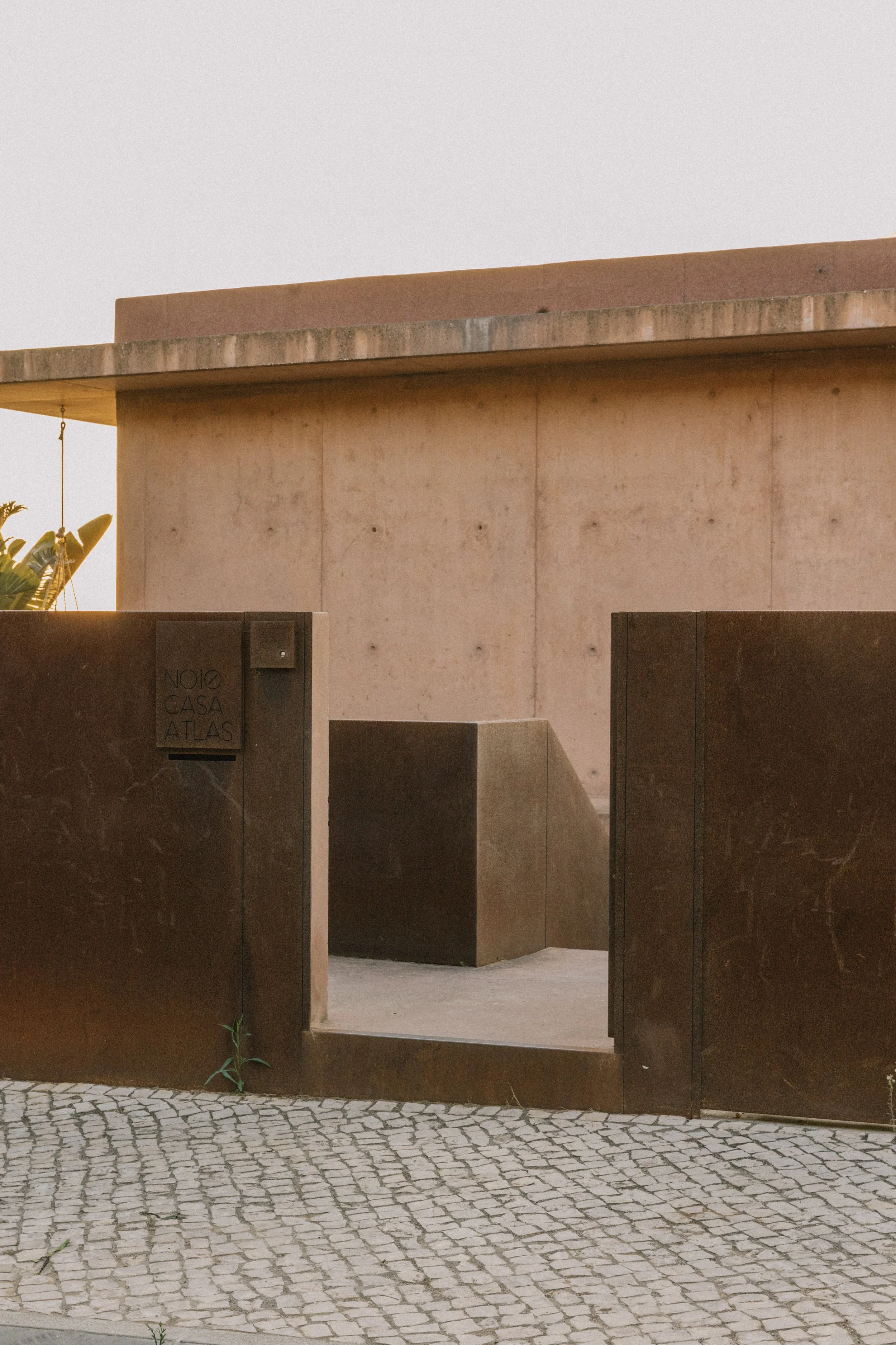 82-CASA_ATLAS_2.jpg