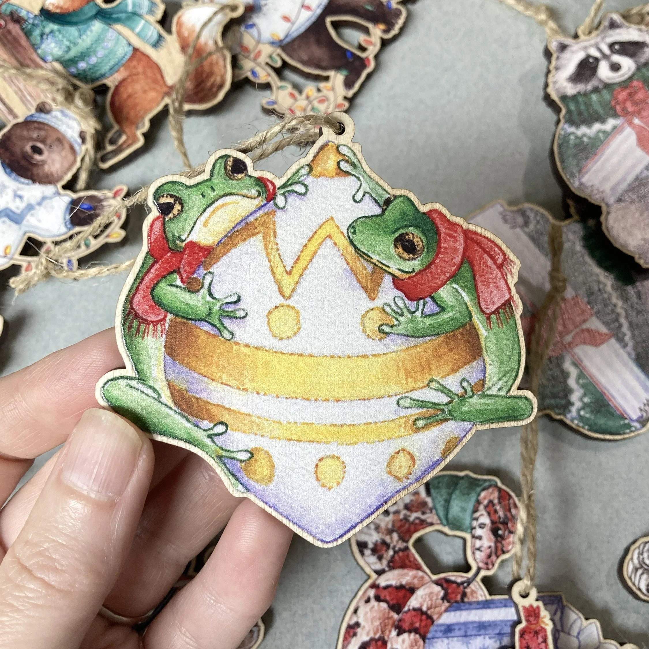 LRowe_frog ornament_photo 3.jpg