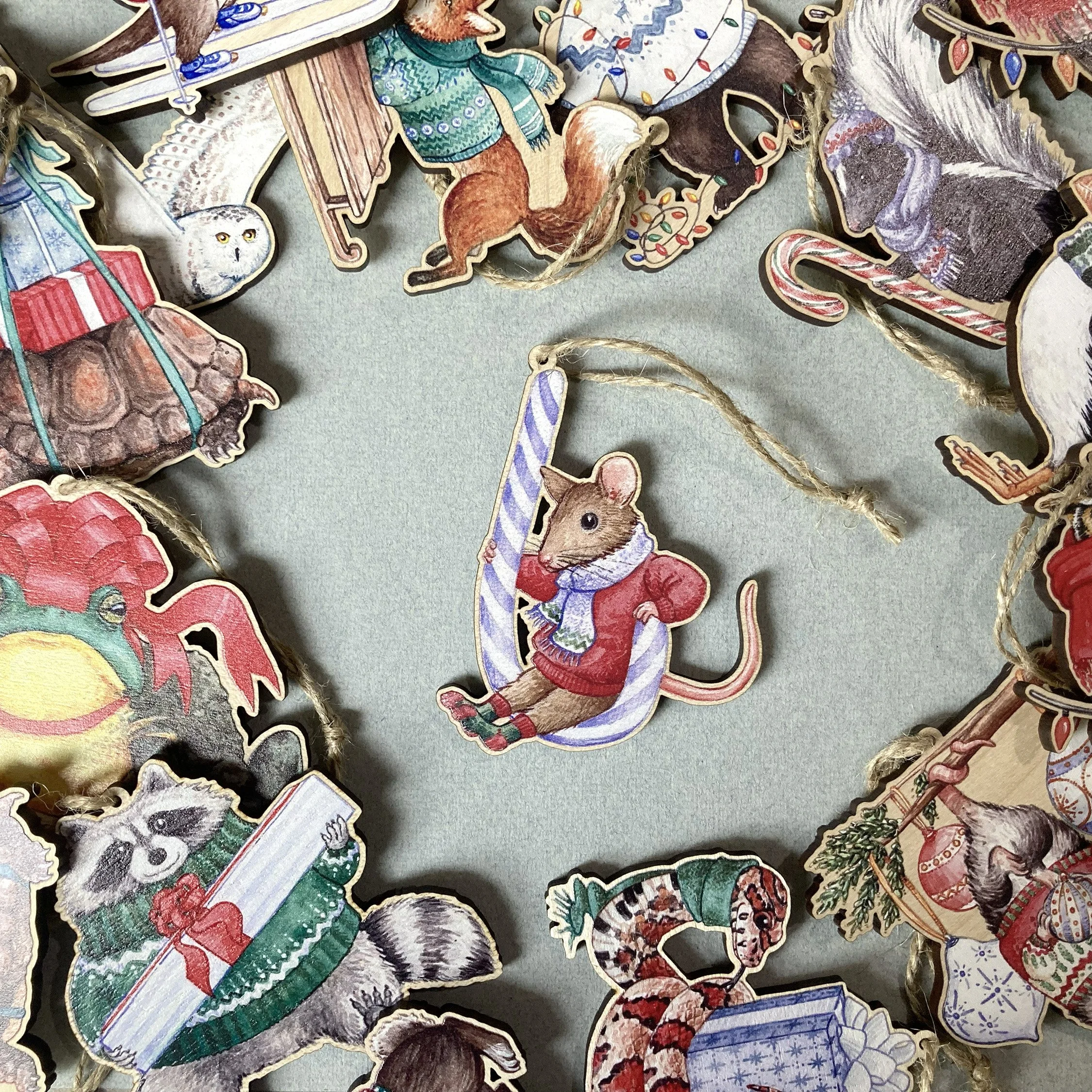 LRowe_mouse ornament_photo 2.jpg