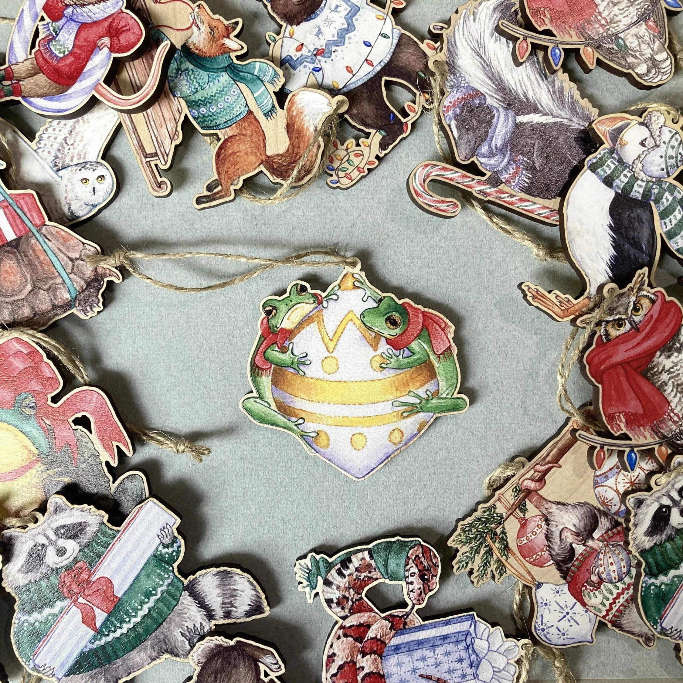LRowe_frog ornament_photo 2.jpg