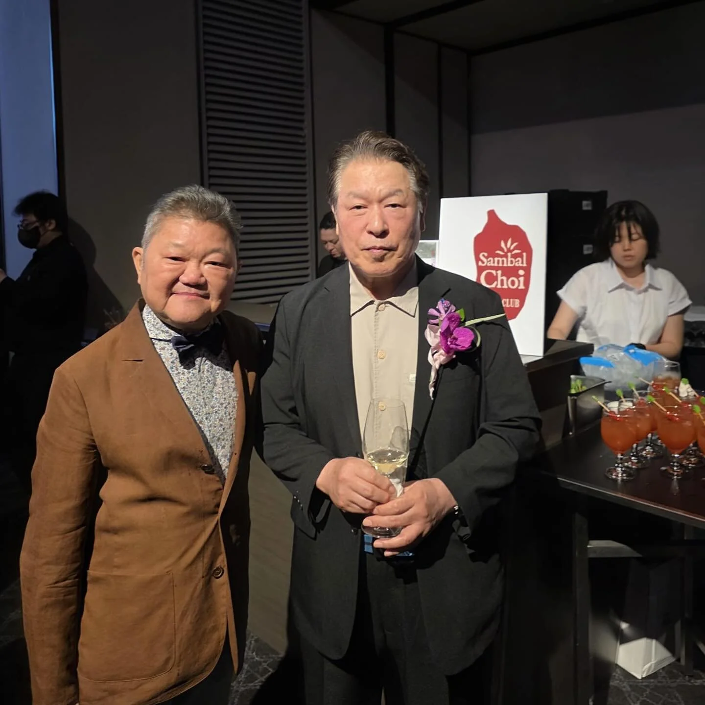 🇸🇬🤝🇰🇷 Celebrating 50 years of diplomatic ties between Singapore and the Republic of Korea at the Grand Hyatt Seoul &mdash; a night filled with warmth, culture, and camaraderie.

It was an honour to meet Mr. S. Joon Kim, Chairman of Ssangyong Eng