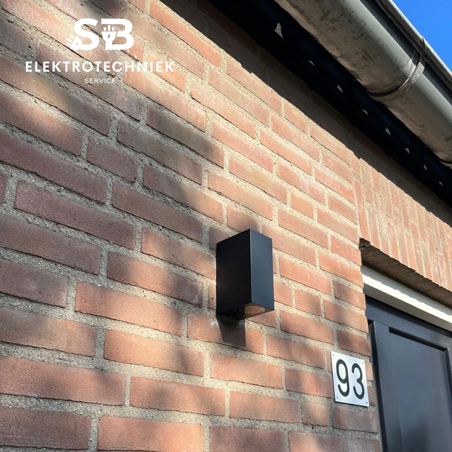 Buitenverlichting_Installeren_SB_Elektrotechniek_Service_Tilburg.jpg