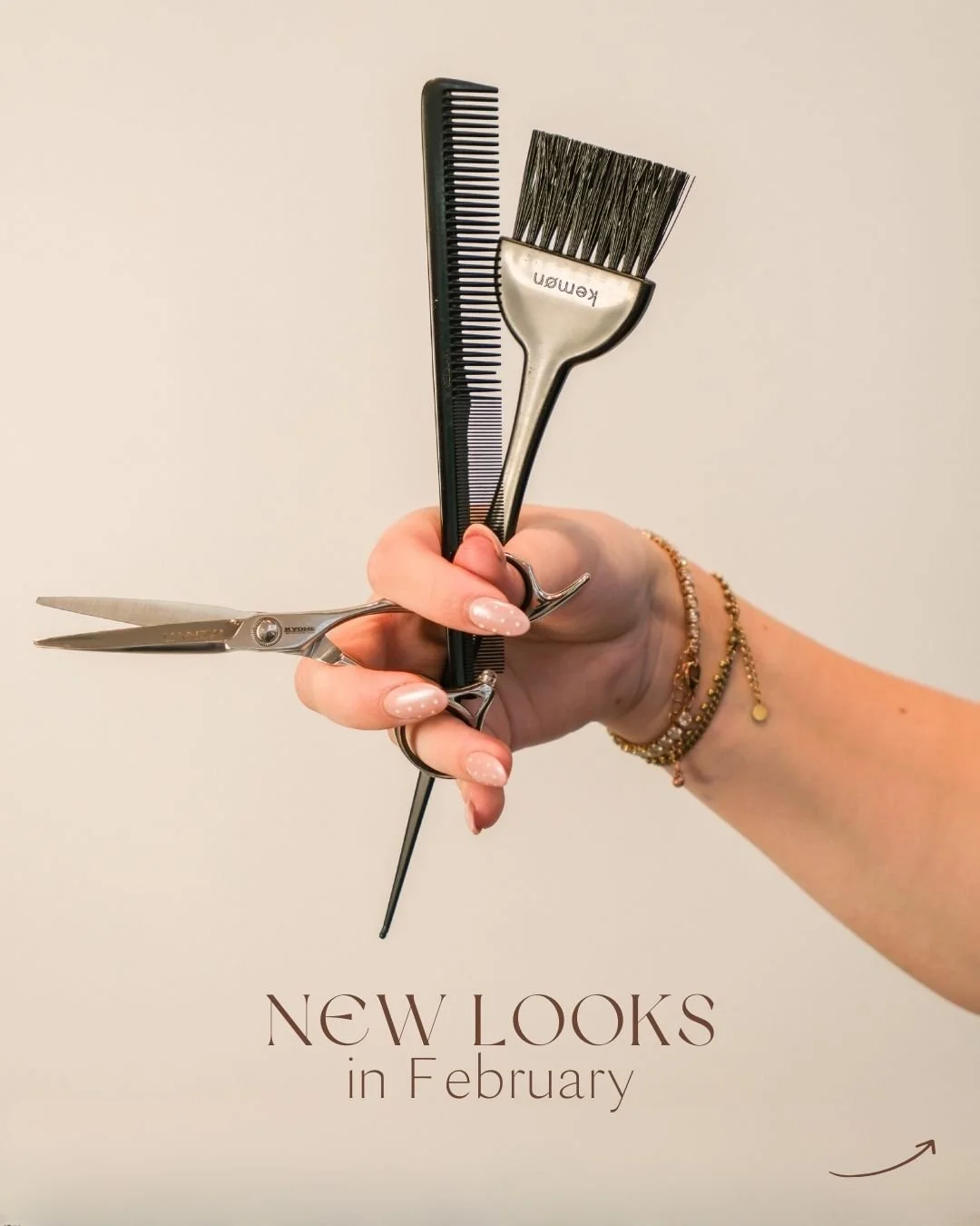 Nieuwe maand, nieuwe prachtige haarstijlen 🤩

Swipe om een aantal mooie resultaten te bekijken!

Ook toe aan een frisse look?
Plan snel je afspraak via onze website 🤍

#hair #kapsalon #kapper #kappers #deventer #deventercity #kapperdeventer #beauty