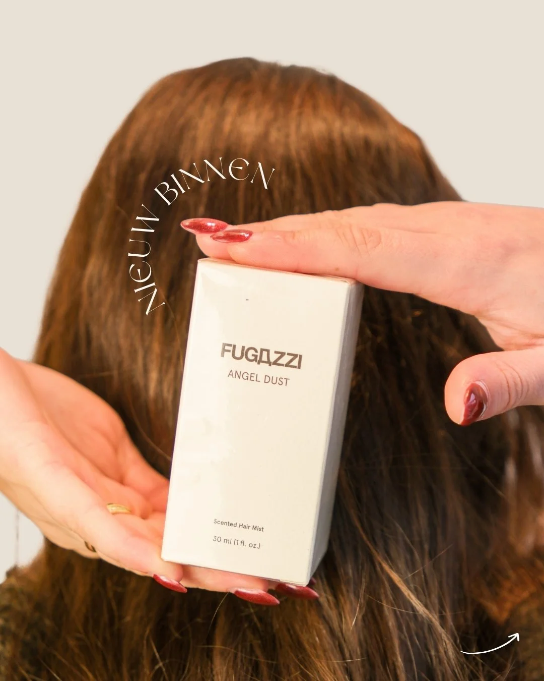 @fugazzifragrances bij ons in de salon! 😍

Wij zijn enthousiast om te vertellen dat je de Hair Mist nu bij ons kunt shoppen 🤍

Veel van jullie vroegen al: &ldquo;Is er een hair mist die goed is voor je haar, en fris ruikt?&rdquo;

Het antwoord is h