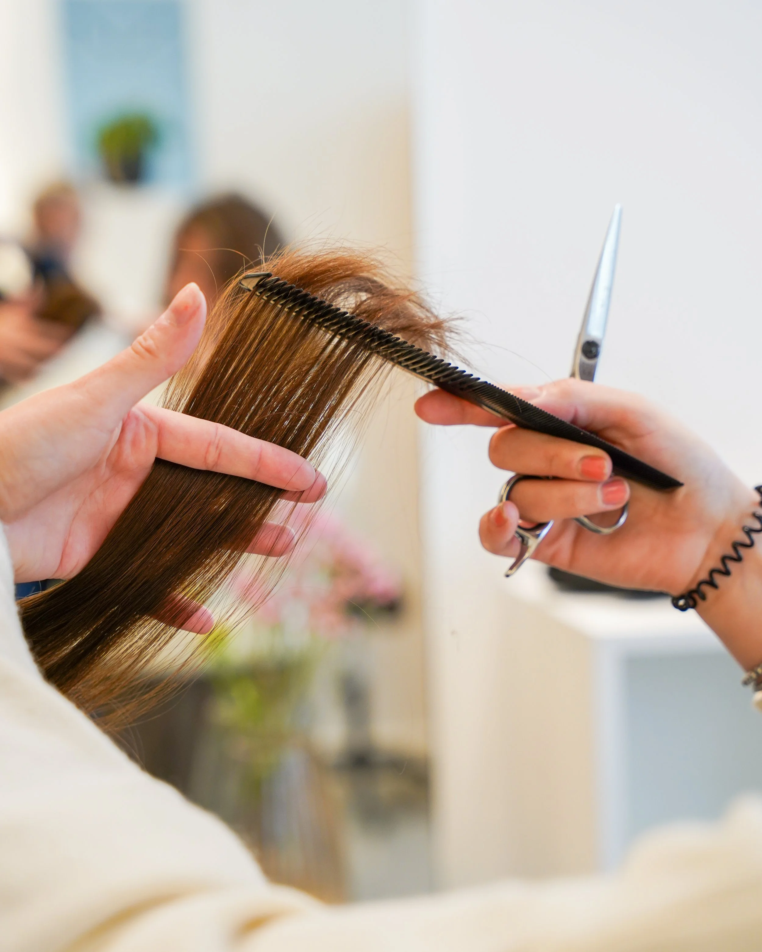 Knipbeurt met lang haar, bij New Image Deventer kapper