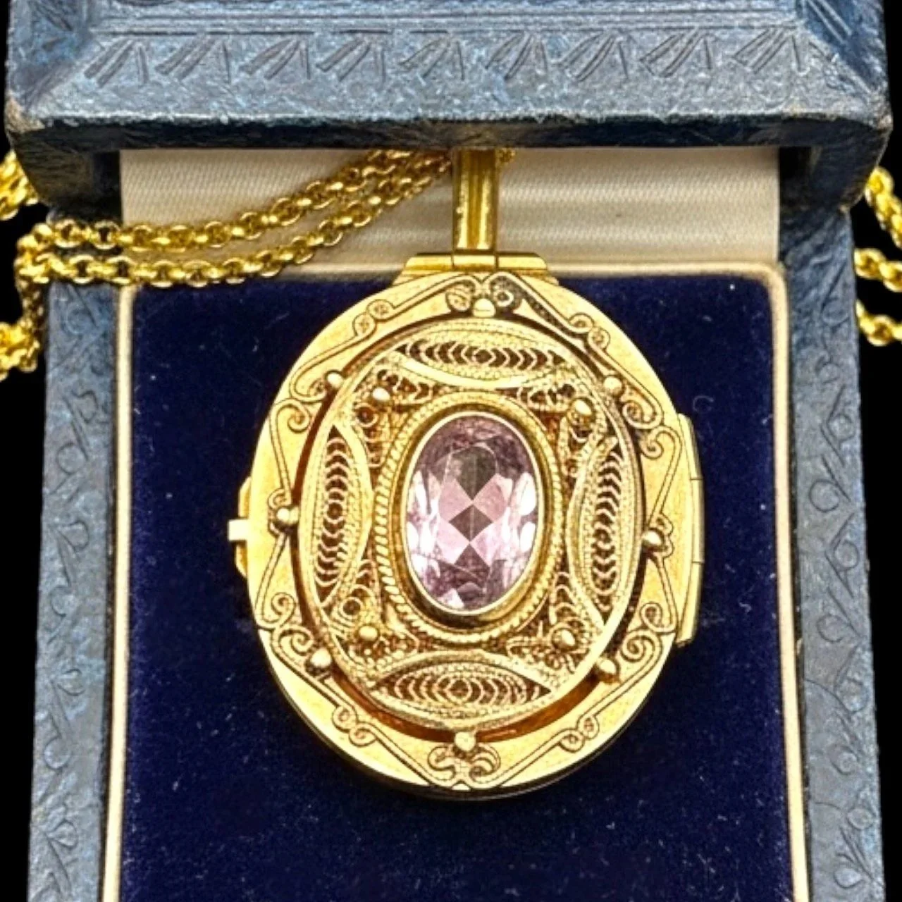 Antique Amethyst 14ct Gold Filigree Heavy Locket