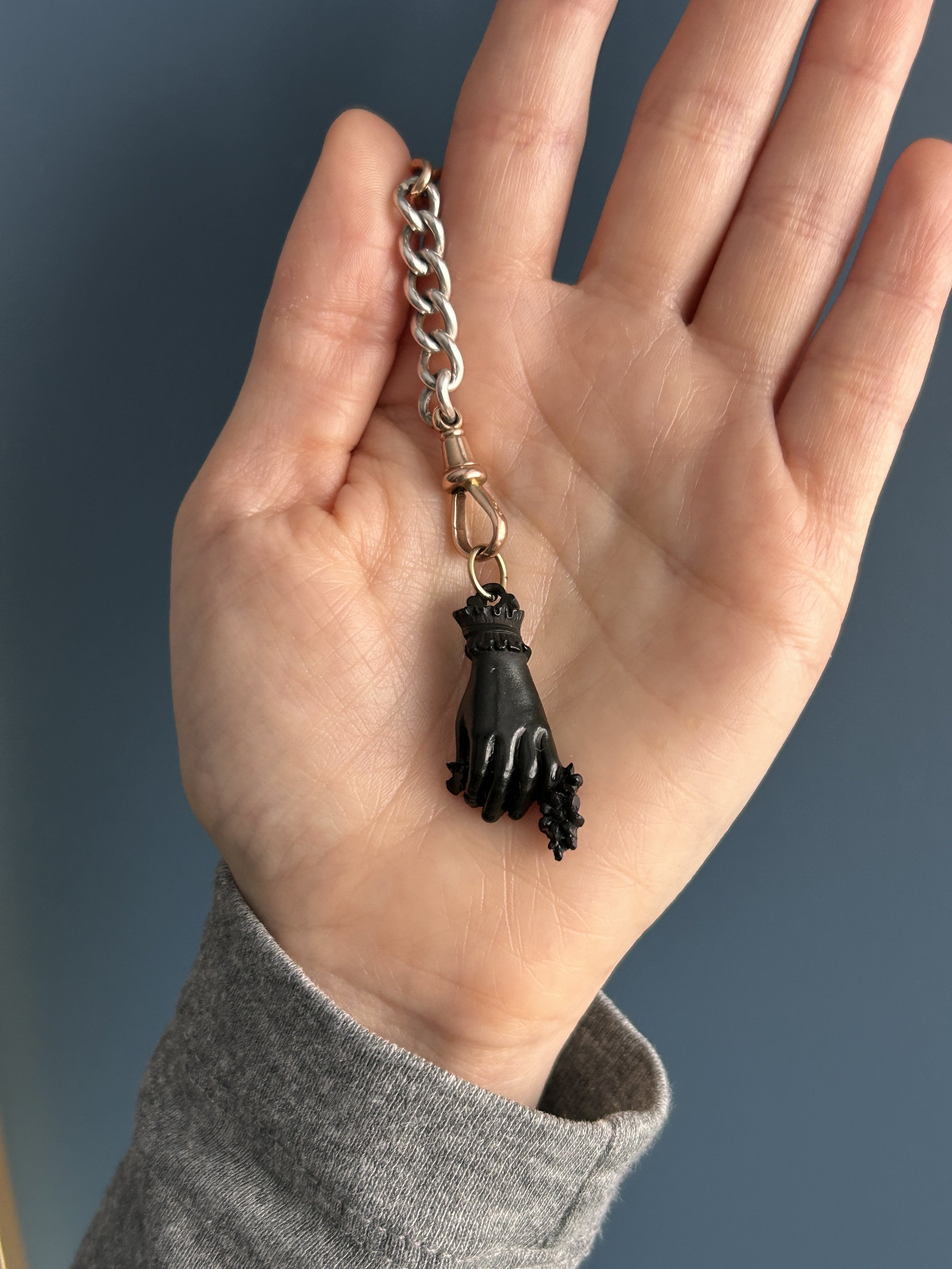 Victorian Mourning Jewellery Whitby Jet 9ct Gold