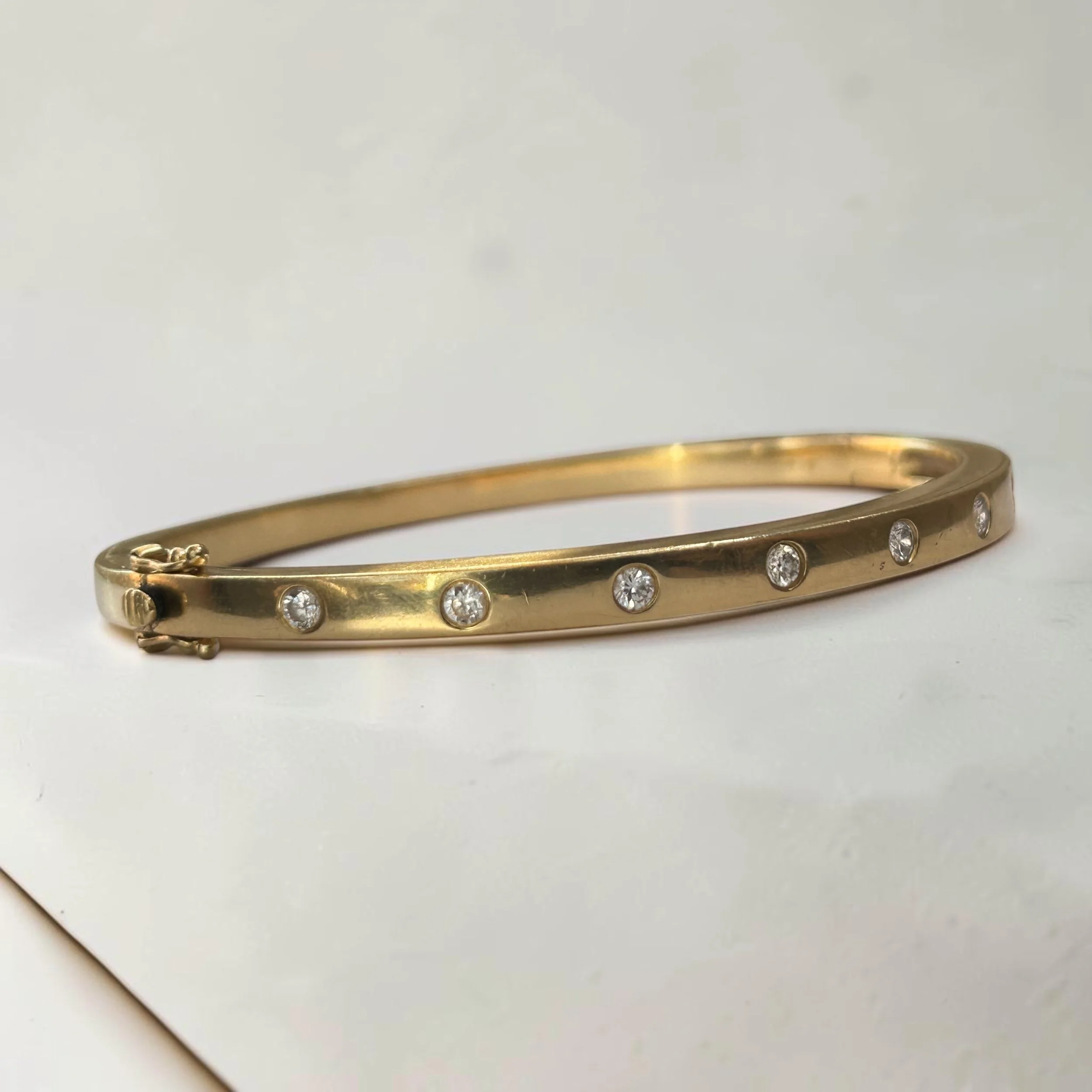 Classic 18ct Gold Diamond Hinged Stack Bangle – 0.50ct