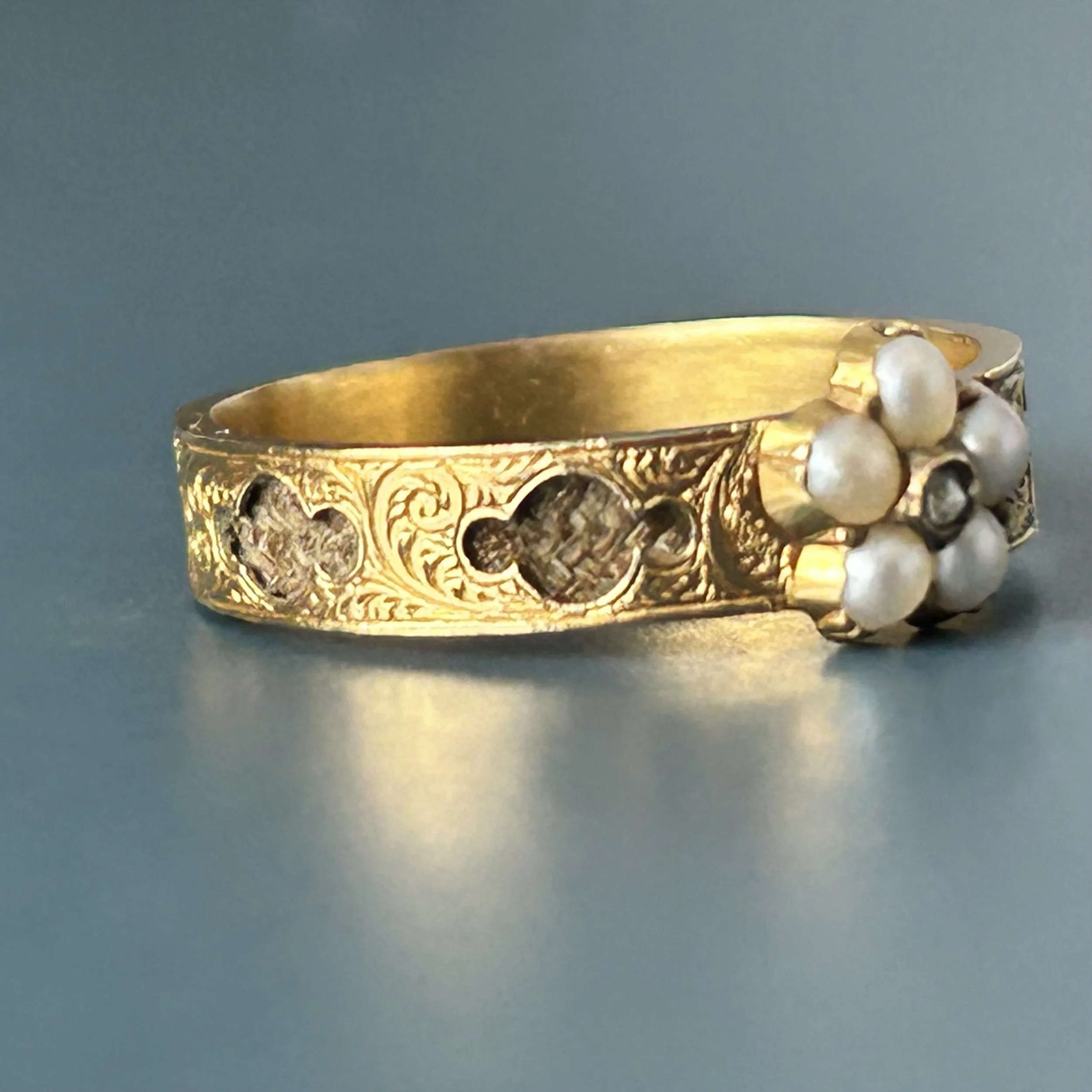 Victorian Ring Mourning Jewellery Solid Gold 22ct