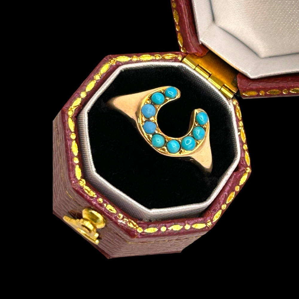 Victorian Horse shoe lucky ring 15ct gold - OLD RUBY LUCK