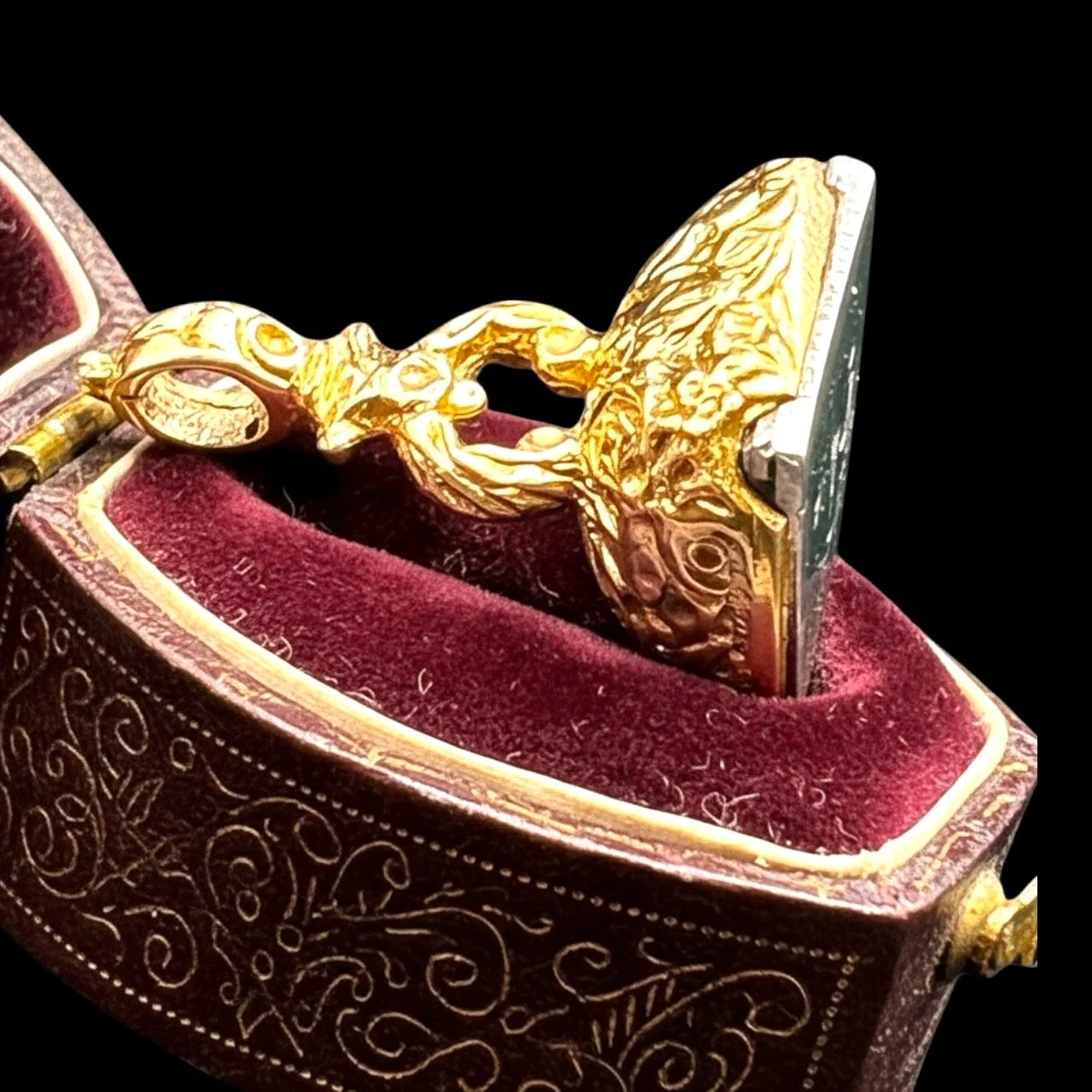 Antique Fob 9ct gold