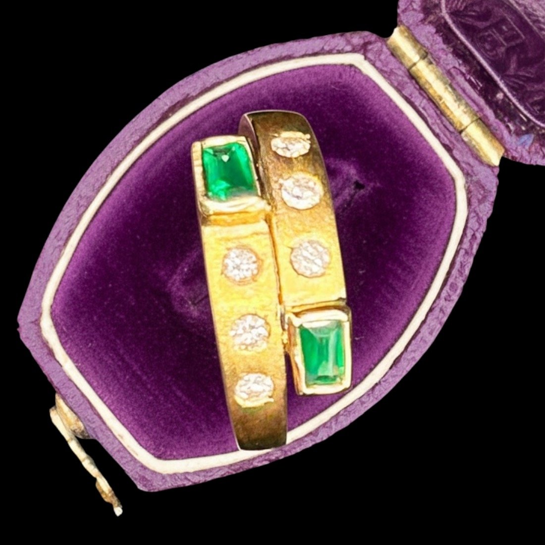 Vintage 18ct Gold Diamond and Green Garnet Crossover Ring Size O / 7.5