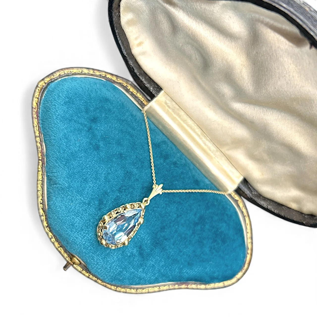 aquamarine vintage necklace 14ct