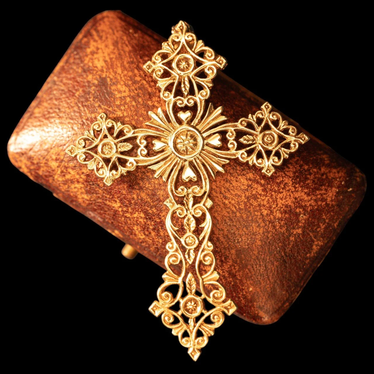 Vintage 9ct Gold Filigree Large Cross Pendant