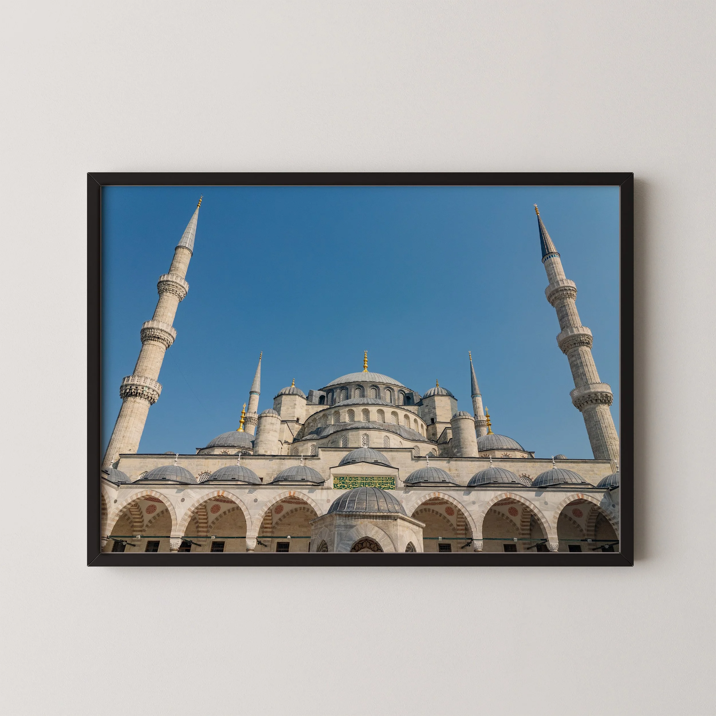 2023_08_08_Blake_europe_trip_final-141_mock_up.jpg