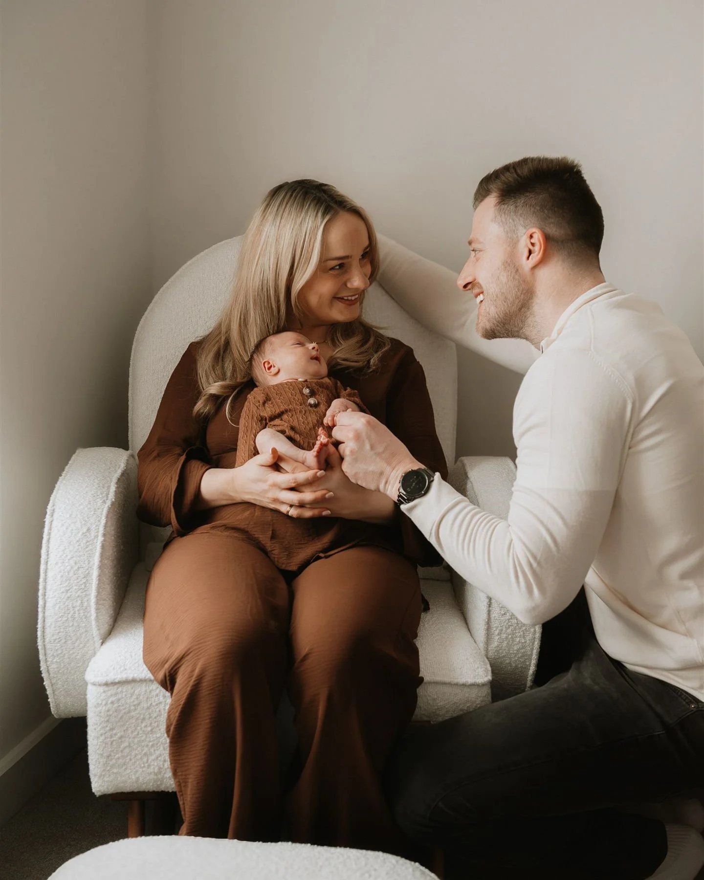 🫶🏼

Surrey Photographer | Motherhood Photography | Family and Newborn | Sussex | Essex | Surrey