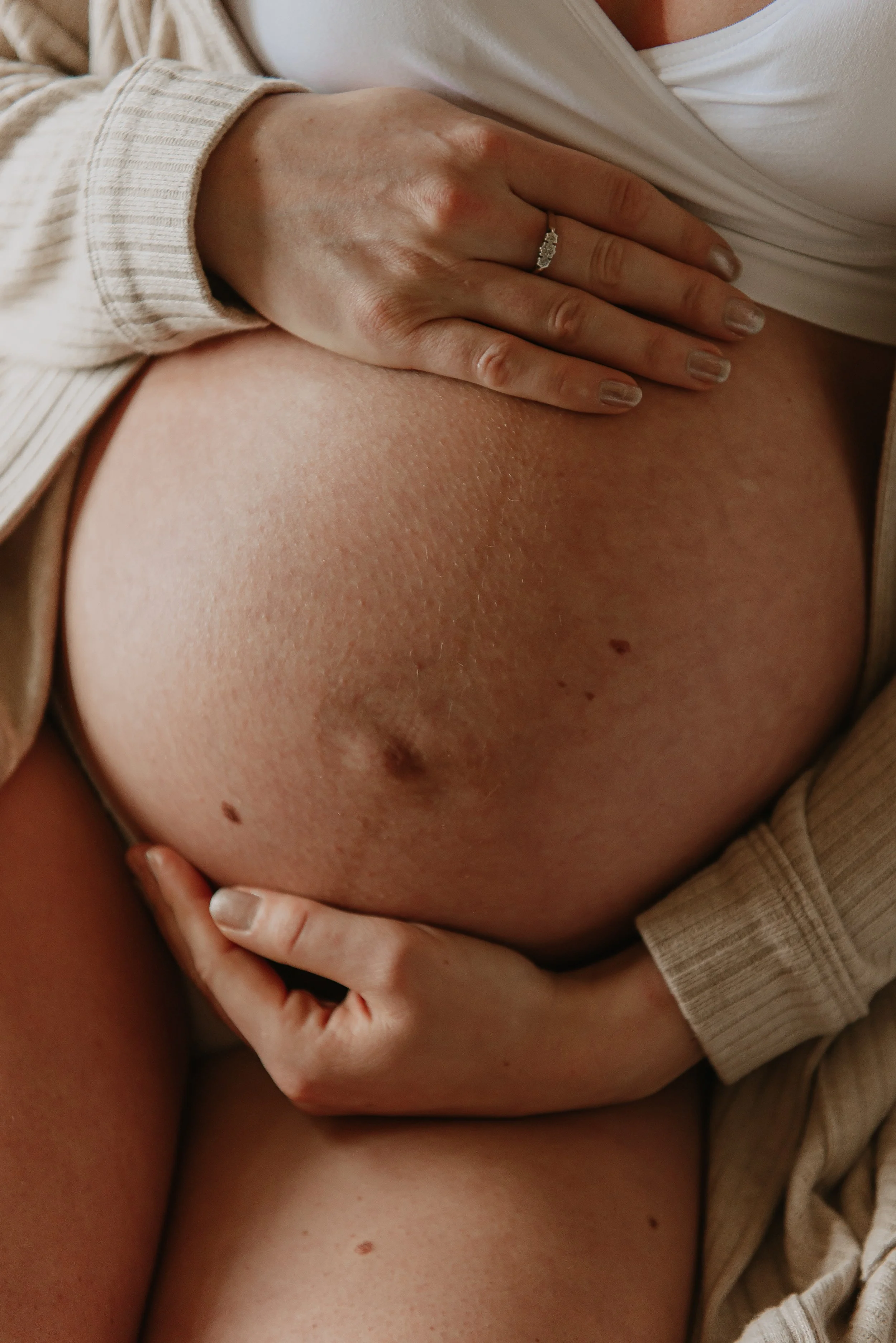 MATERNITY 
