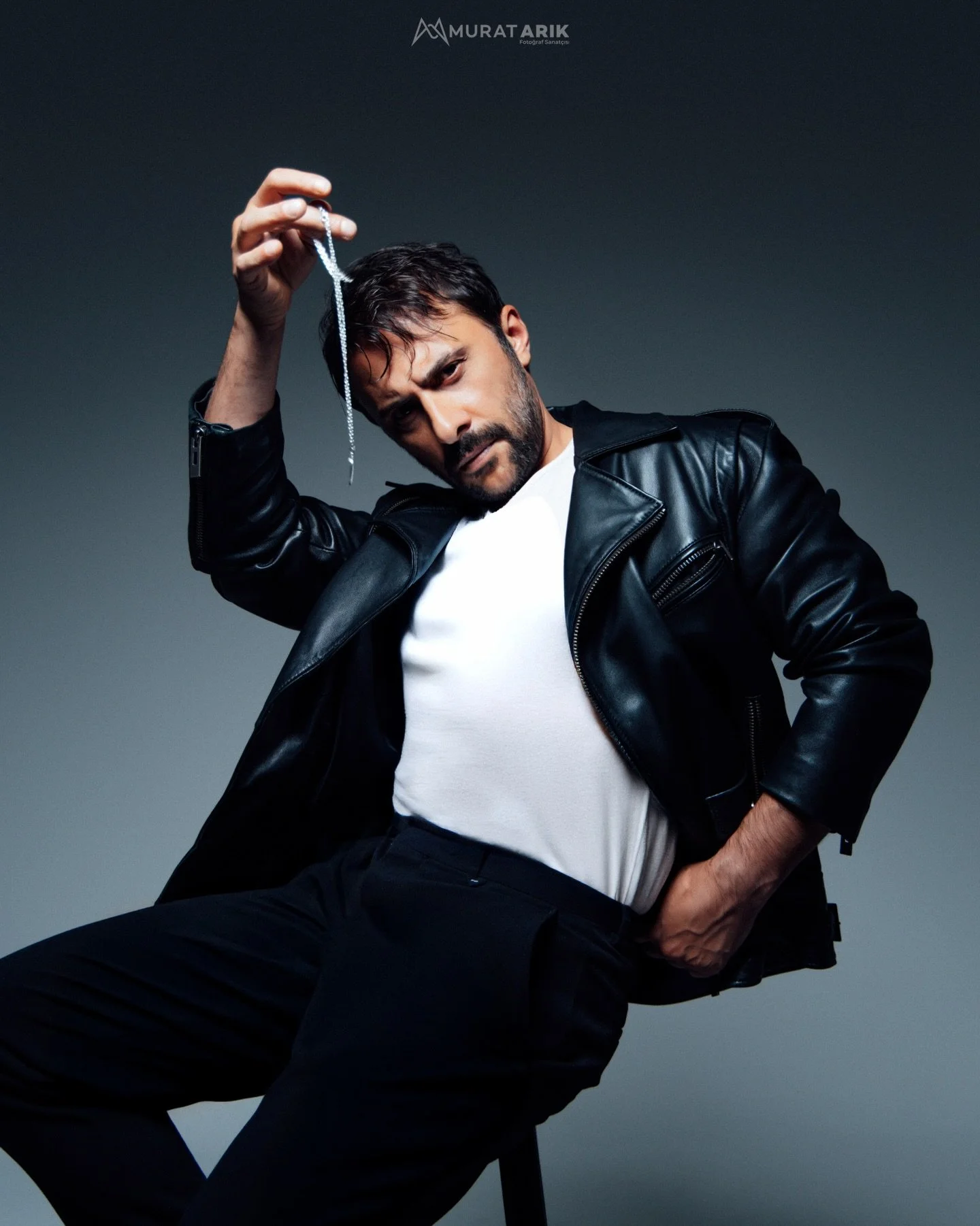 Onur Dilber @onurdilber ile #portre #fotoğraf &ccedil;ekiminden. 
.
Mayıs/2024