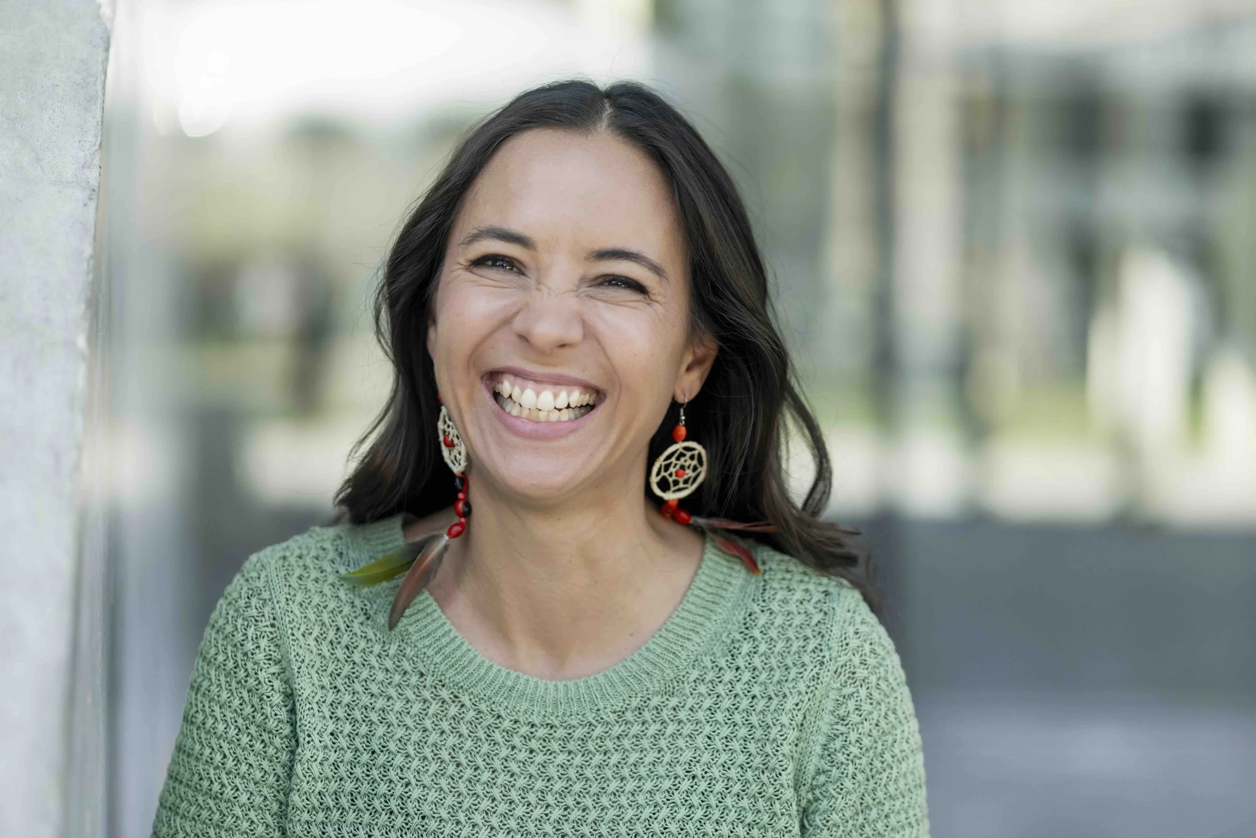 Women offering Psychedelic Coaching Munich for people in Transformation