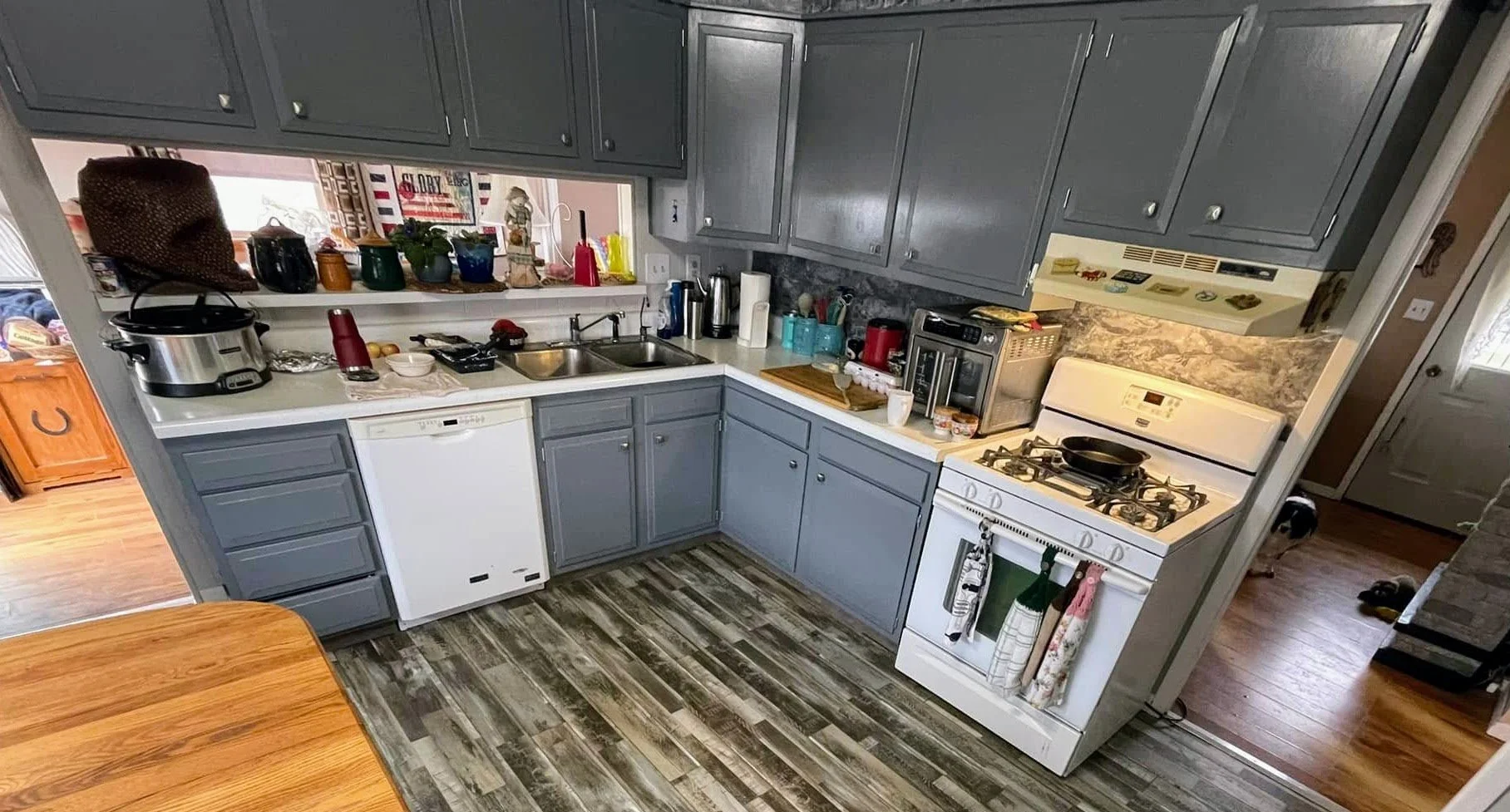 Kitchen floor after (1).jpg