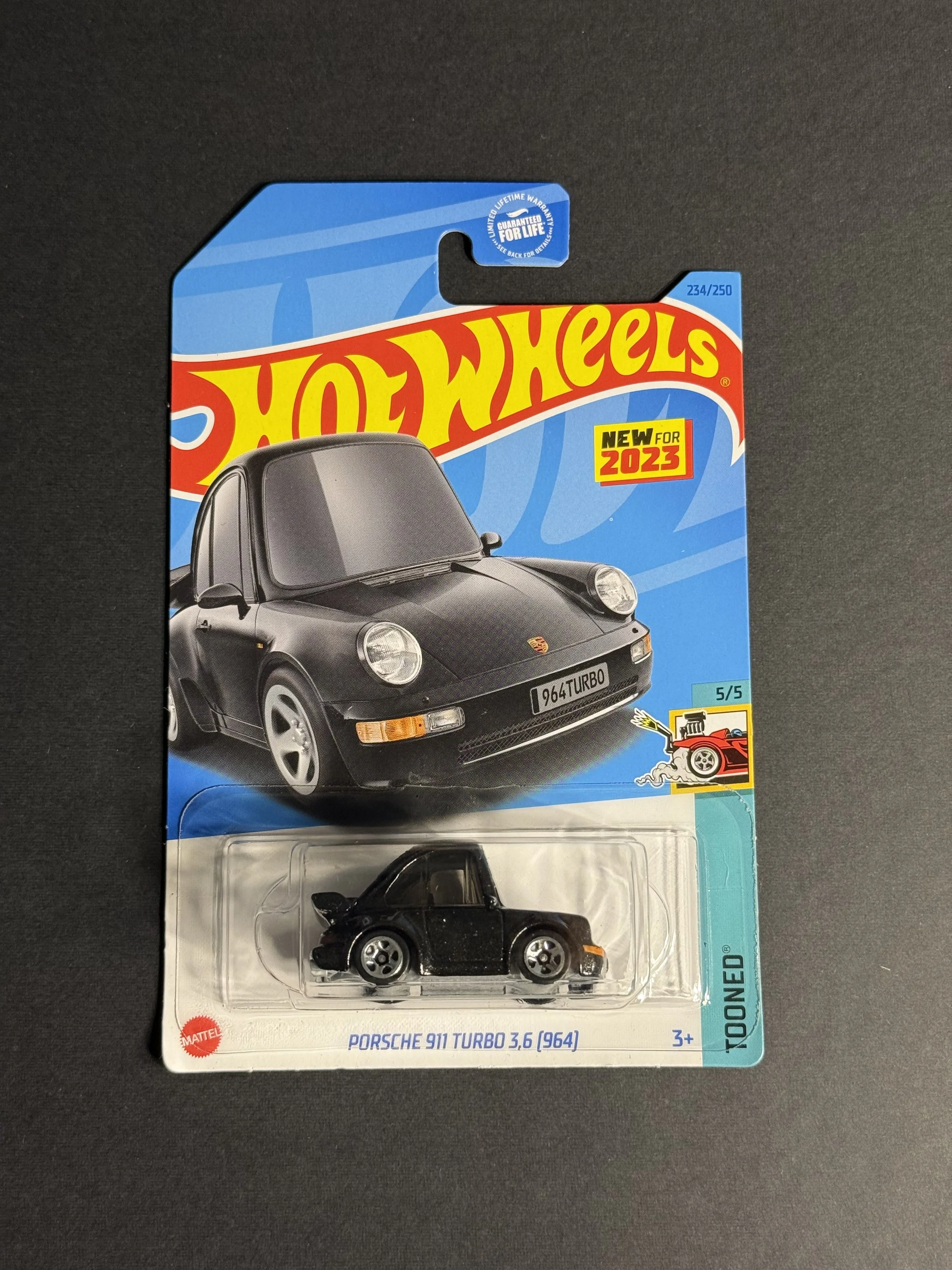 Black Tooned Porsche 911 Turbo 3.6 (964)