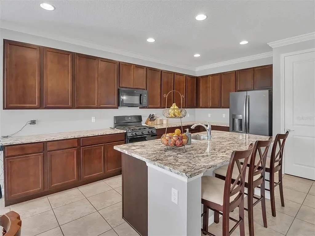 skywaremedia_realestatelistingimages (7).jpeg