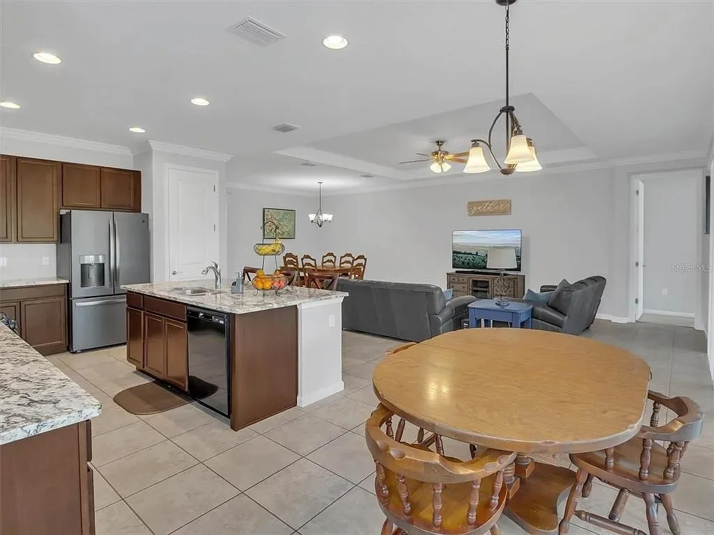 skywaremedia_realestatelistingimages (11).jpeg